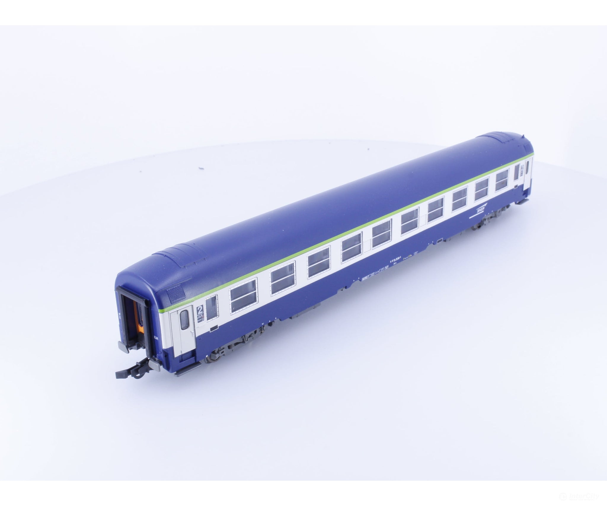 Roco 64047 HO SNCF Personenwagen 2.KL 844-0 European Passenger Cars