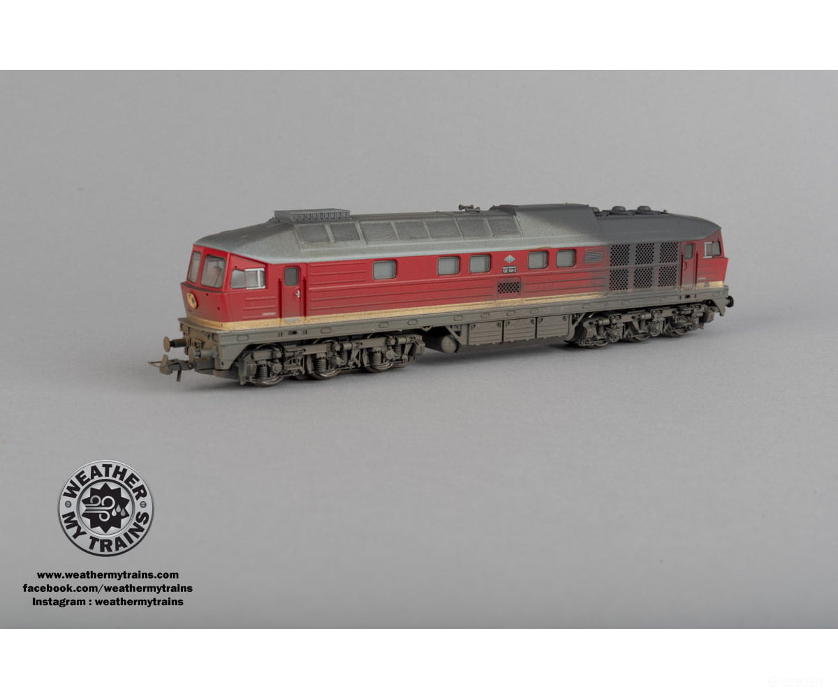 Roco 7320039 HO Diesel locomotive 132 146-2 DR Era 4 (Marklin AC Sound) - Weathered by WEATHER MY TRAINS - European