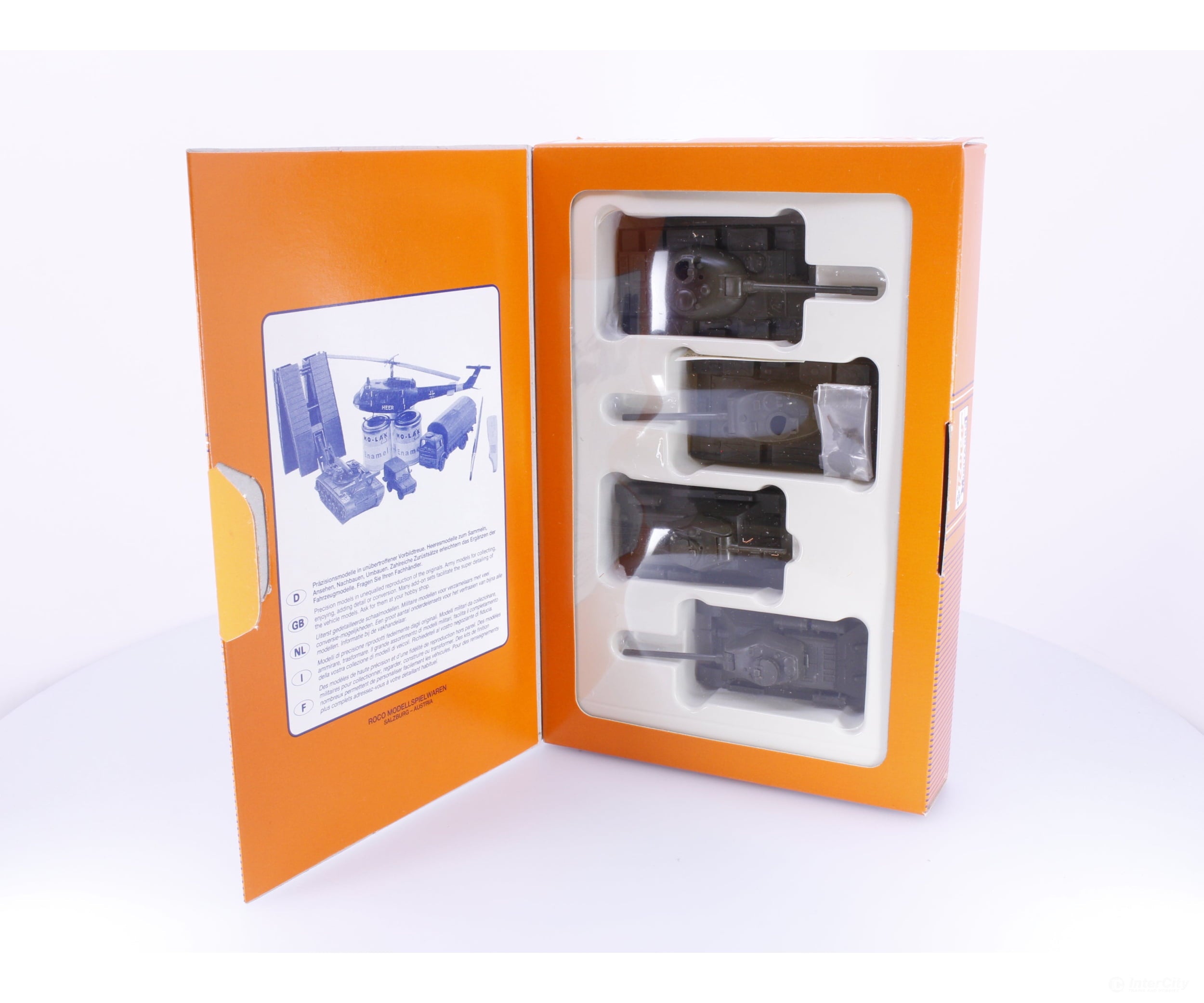 Roco 801 HO 4 Piece Set of Sowjet Soviet Tanks (#4) - Cars & Trucks