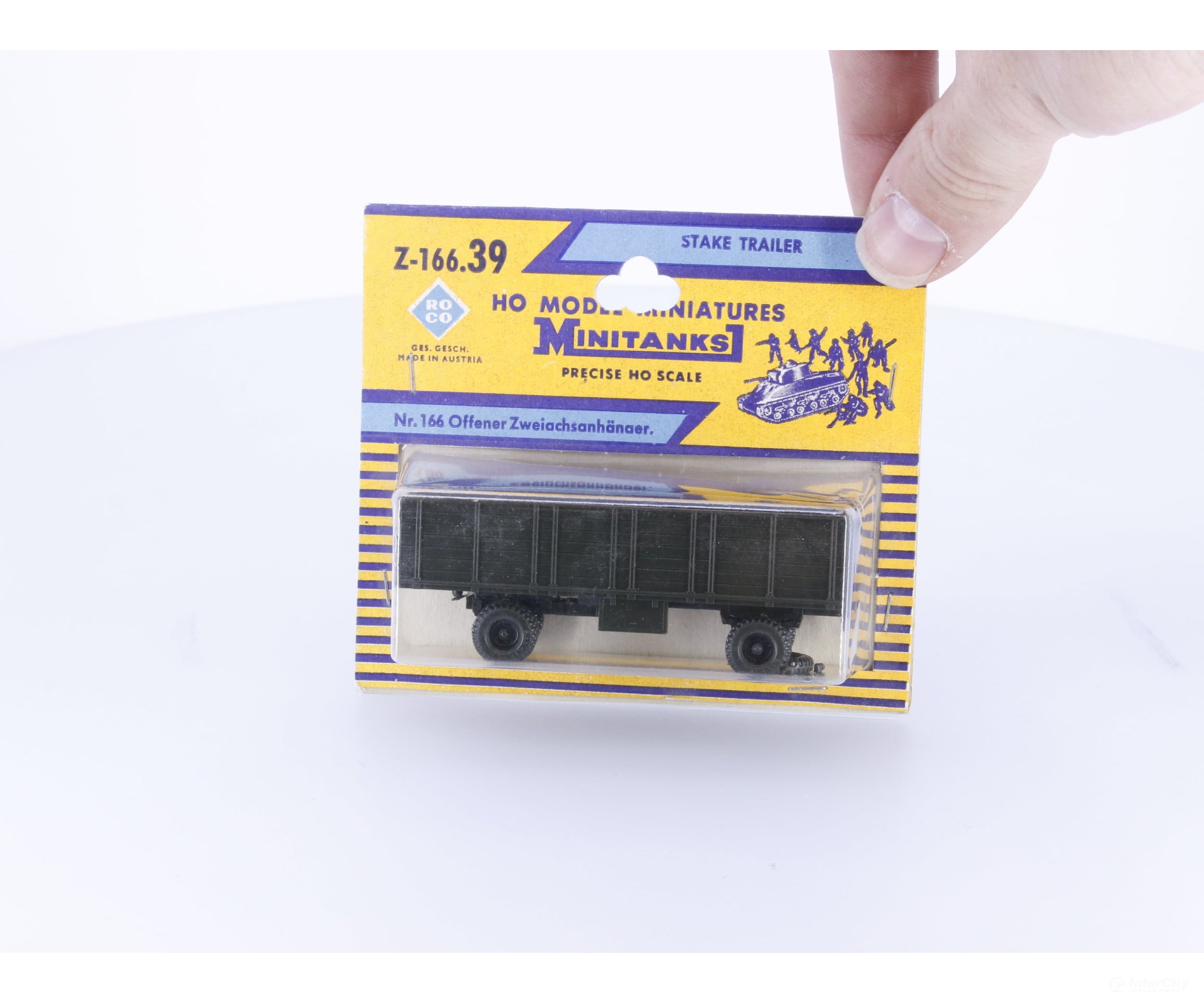 Roco Z-166.39 HO Stake Trailer (#4) - Cars & Trucks