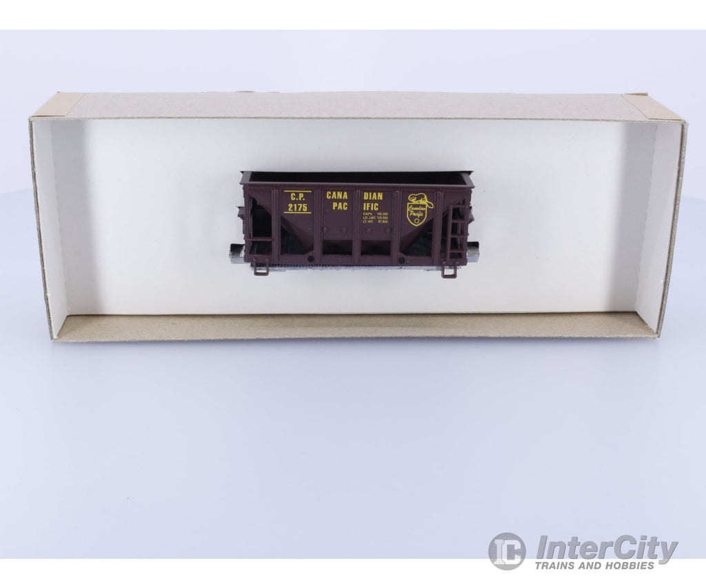 Roundhouse 01406 HO 22’ Ore Car Taper Side Canadian Pacific (CP) 2175 Freight Cars