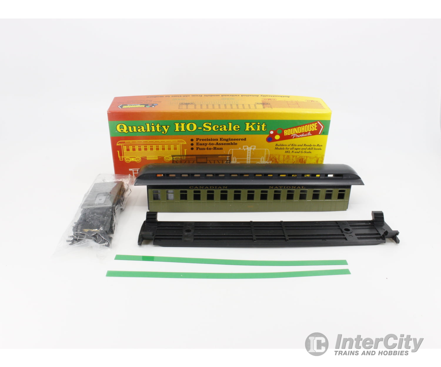 Roundhouse 0529 Ho 50’ Overland Sleeping Passenger Car Kit Canadian National (Cn) 7073 Cars