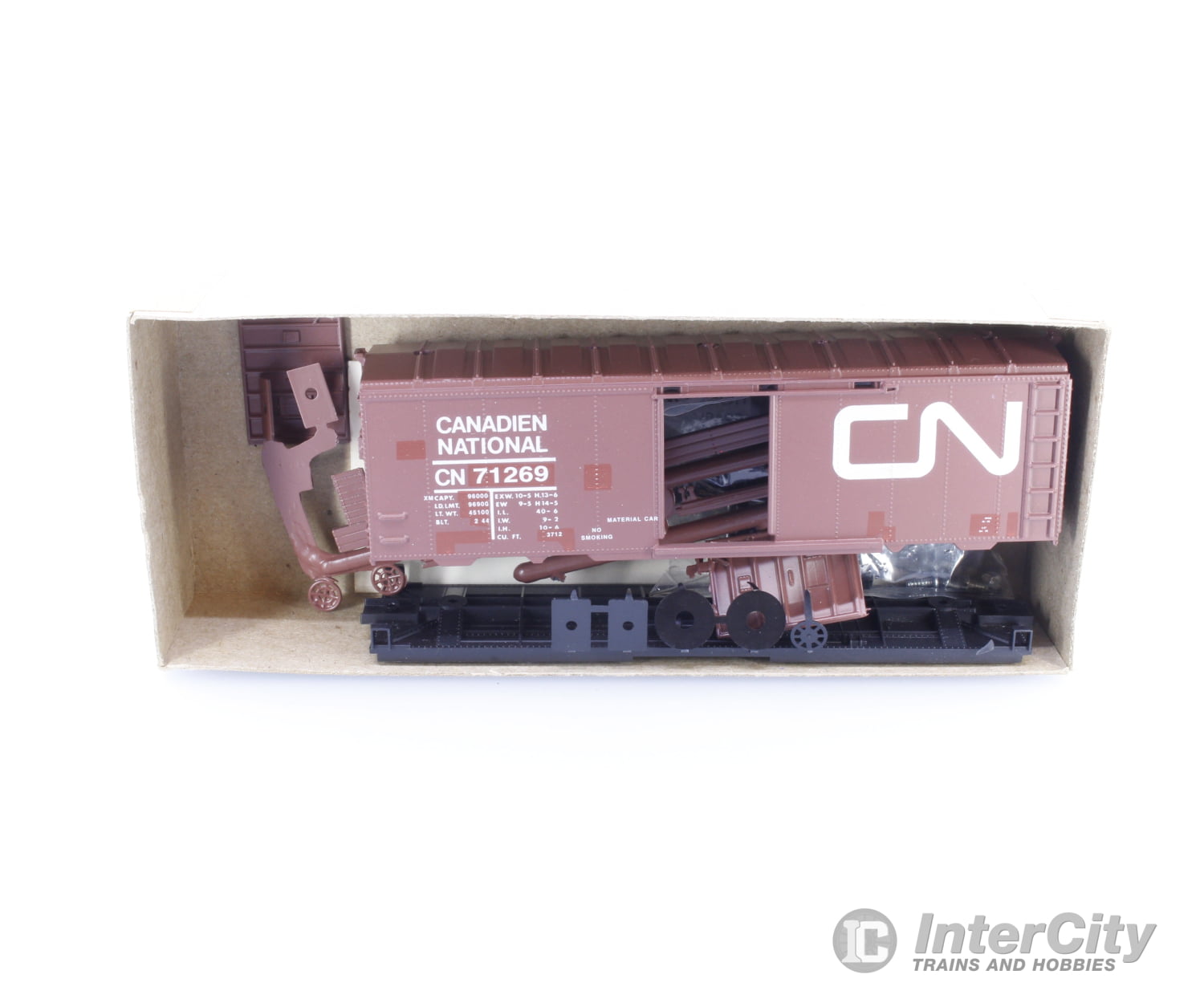 Roundhouse 1-143 HO CN Maint. of Way Storage car Canadian National (CN) 71269 Freight Cars