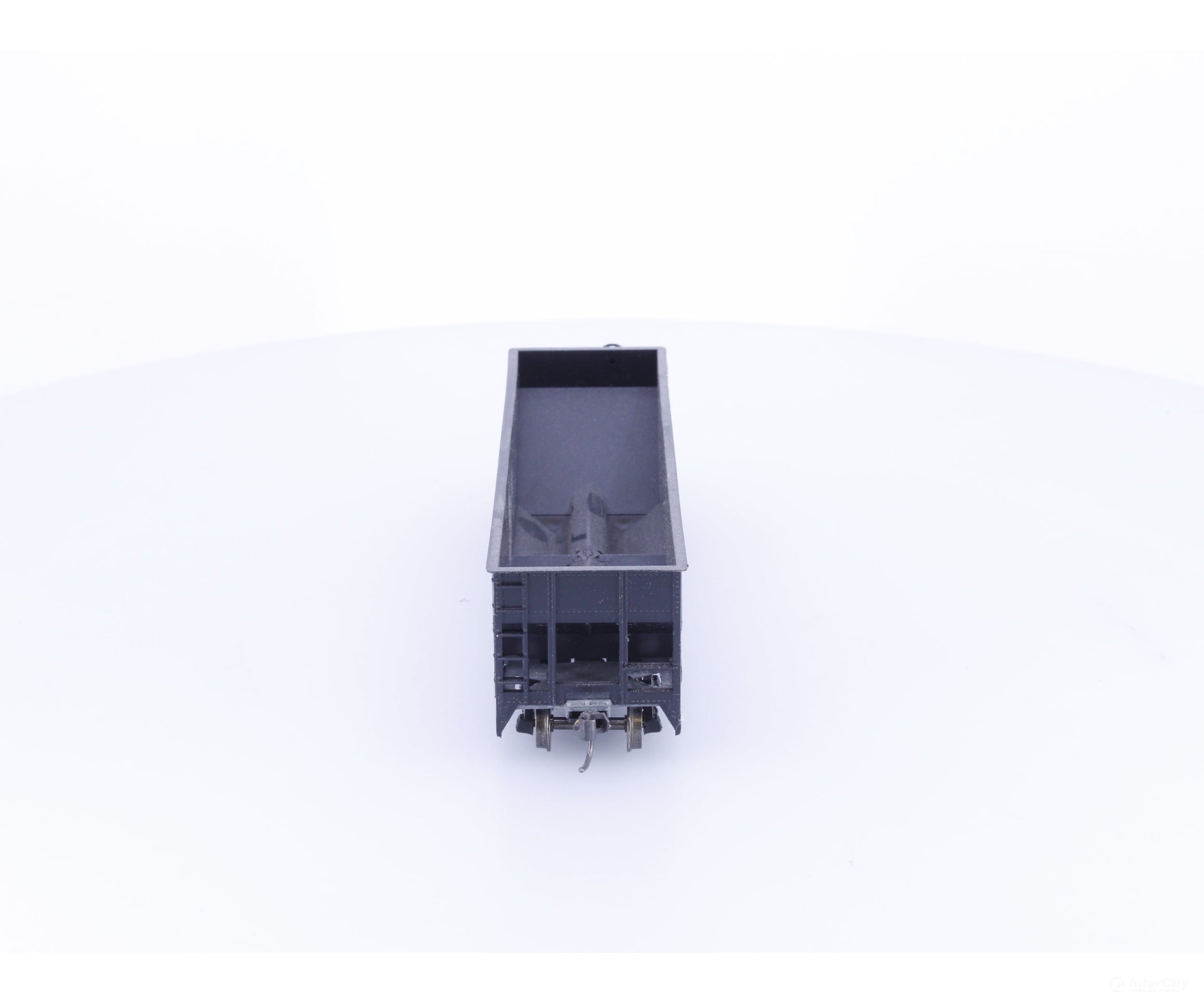 Roundhouse 10501 HO Coal Hopper Undecorated 10501 - Freight Cars