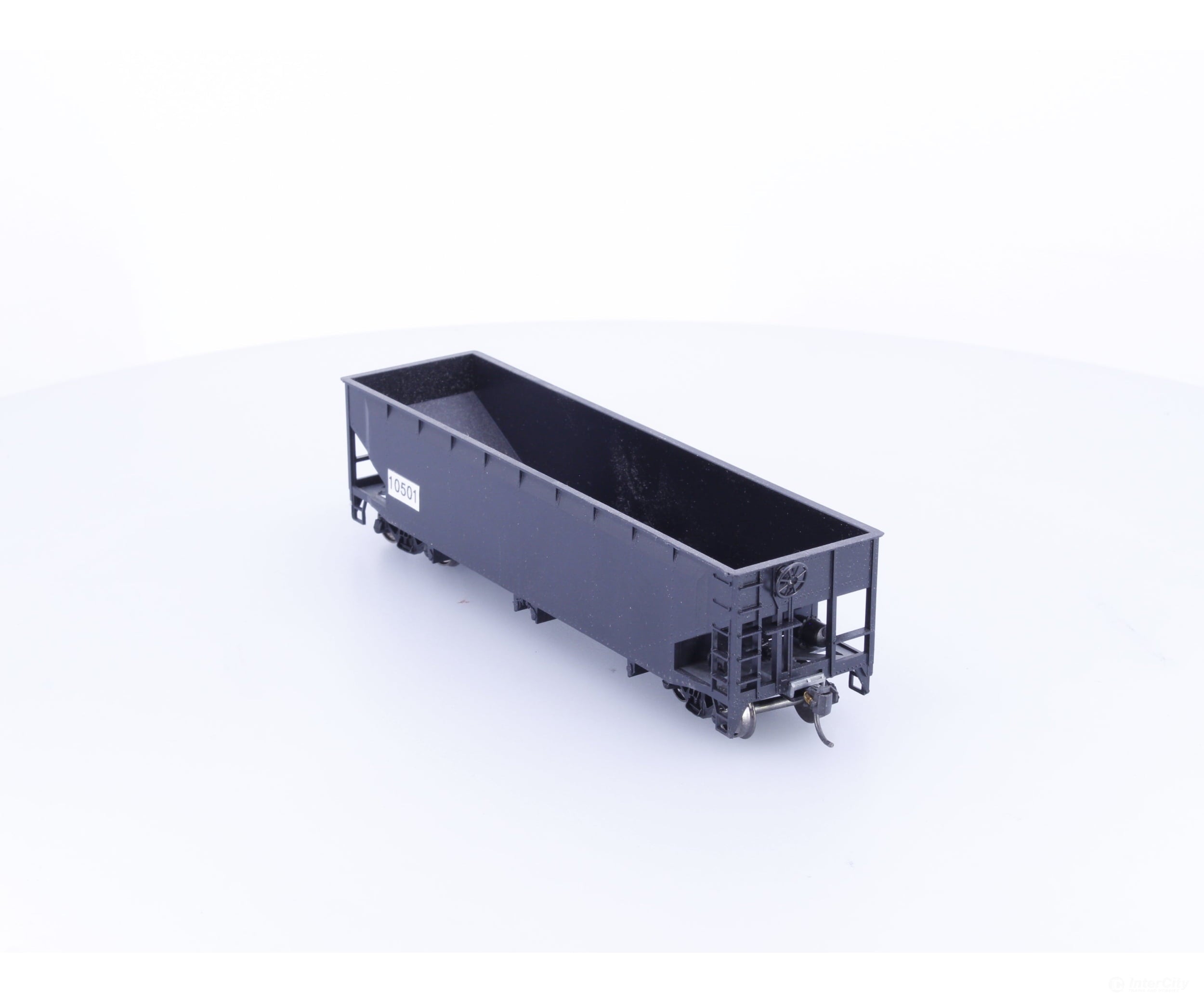 Roundhouse 10501 HO Coal Hopper Undecorated 10501 - Freight Cars