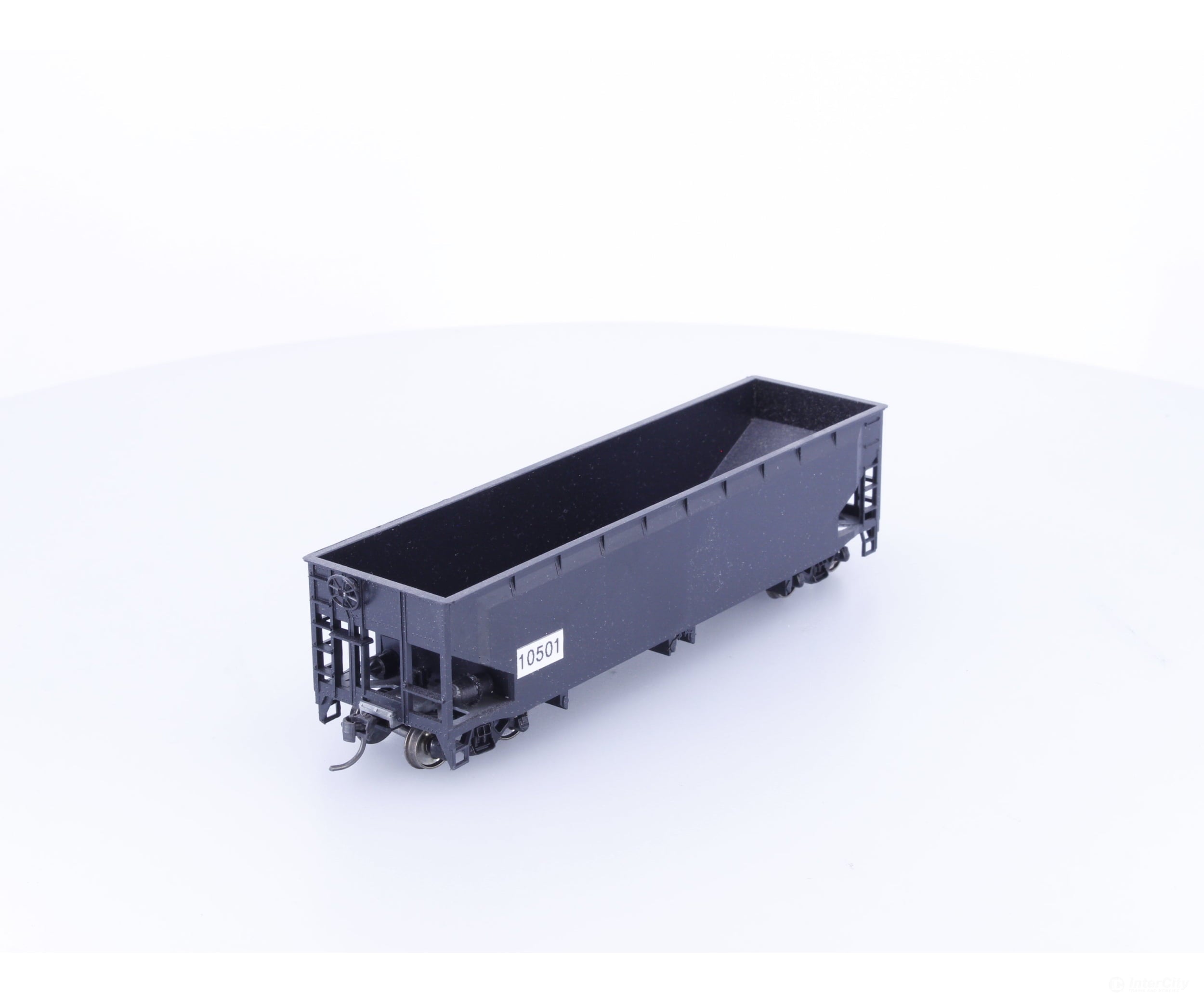 Roundhouse 10501 HO Coal Hopper Undecorated 10501 - Freight Cars