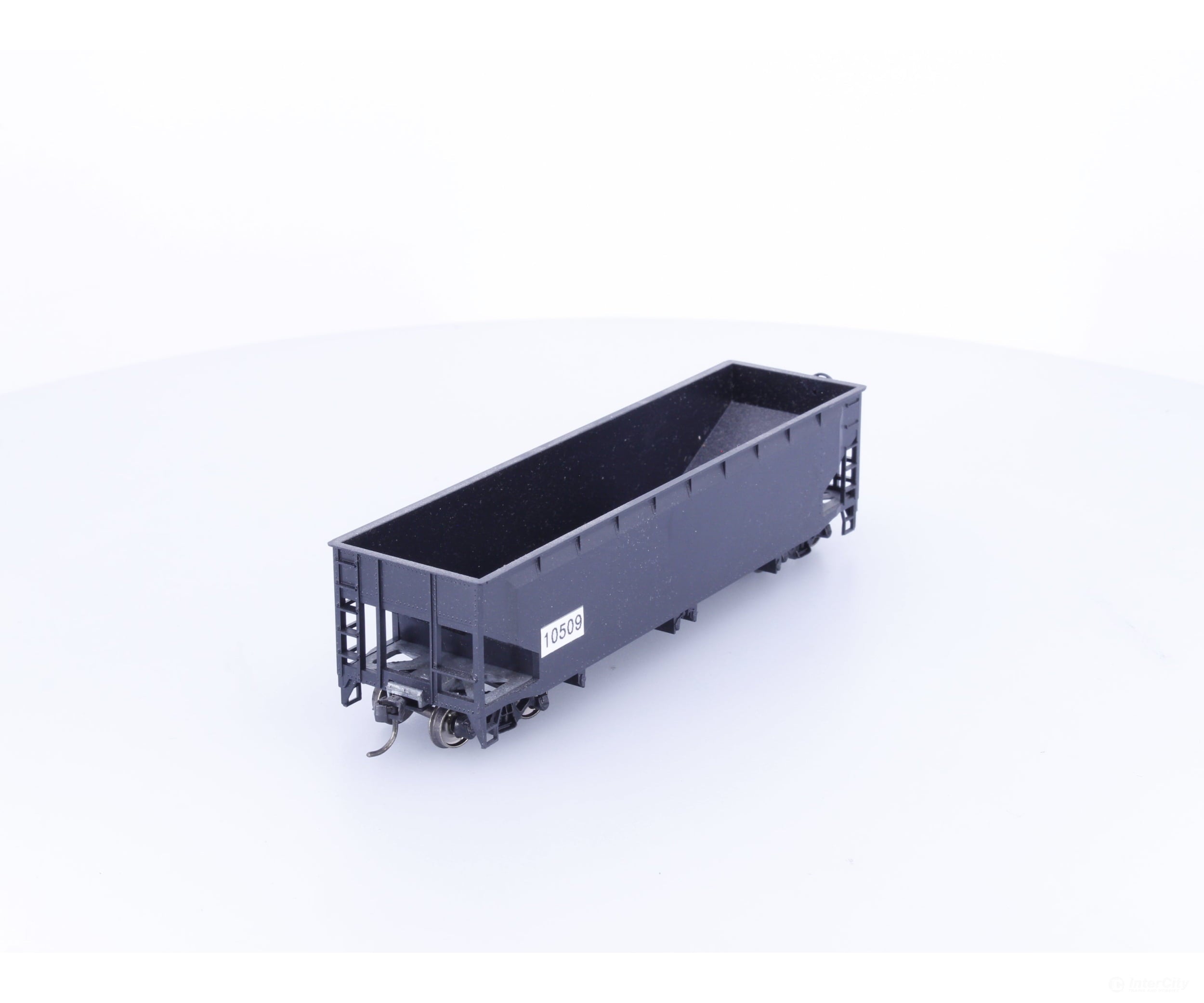 Roundhouse 10509 HO Coal Hopper Undecorated 10509 - Freight Cars