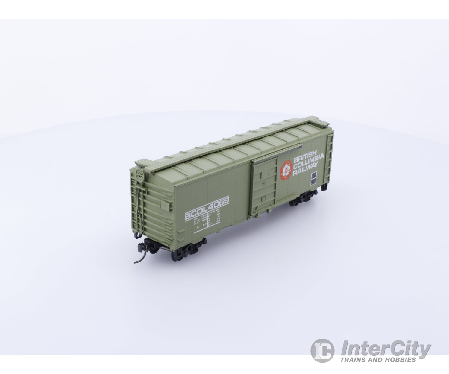 Roundhouse 1064 HO 40’ Box Car Kit BC Rail (BCOL) 4069 Freight Cars
