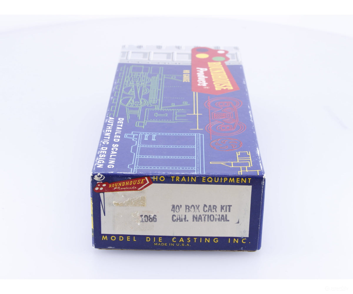 Roundhouse 1066 HO 40’ Box Car Kit Canadian National (CN) 424077 - Freight Cars