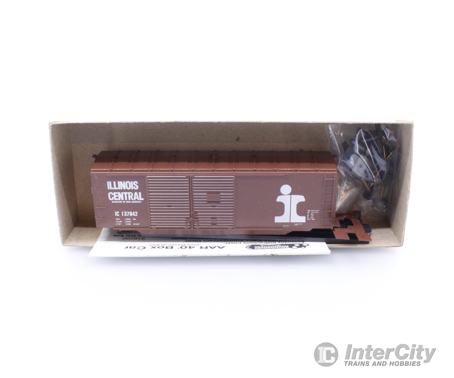 Roundhouse 10801 HO 40’ Double Door Box Car Illinois Central (IC) 137042 Freight Cars