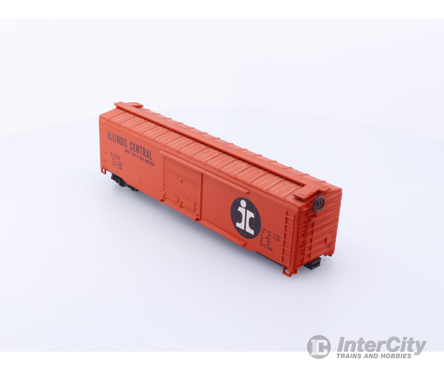 Roundhouse 1202 HO 50’ Single Door Box Car Illinois Central (IC) 37869 Freight Cars