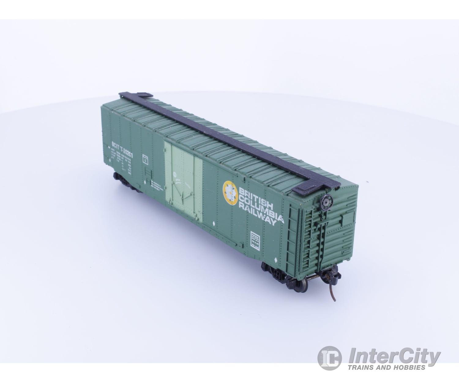 Roundhouse 1265 HO 50’ Plug Door Boxcar Kit BC Rail (BCOL) T20201 Freight Cars
