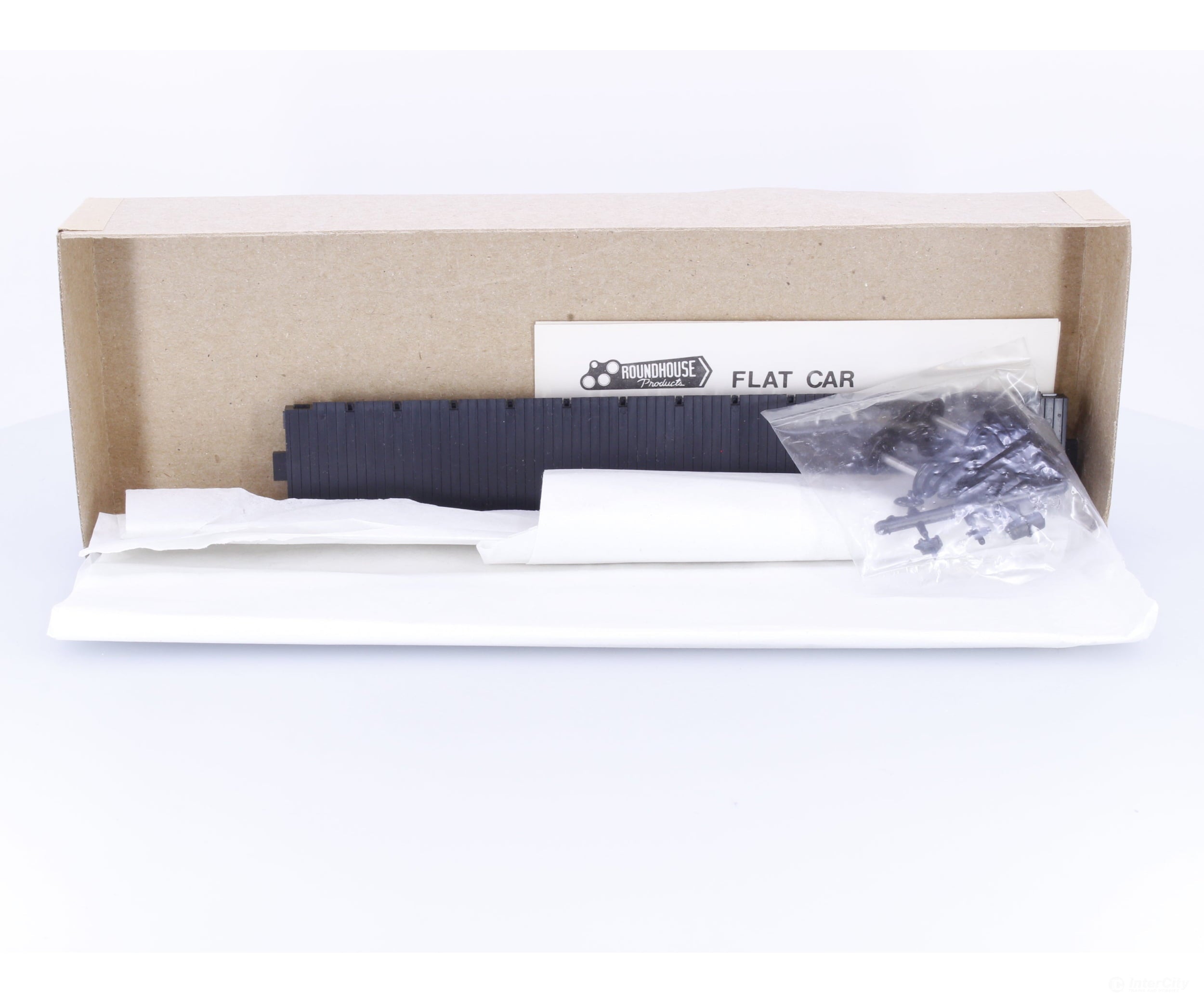 Roundhouse 1280 HO 60’ Flatcar Kit #6 Undecorated - Freight Cars