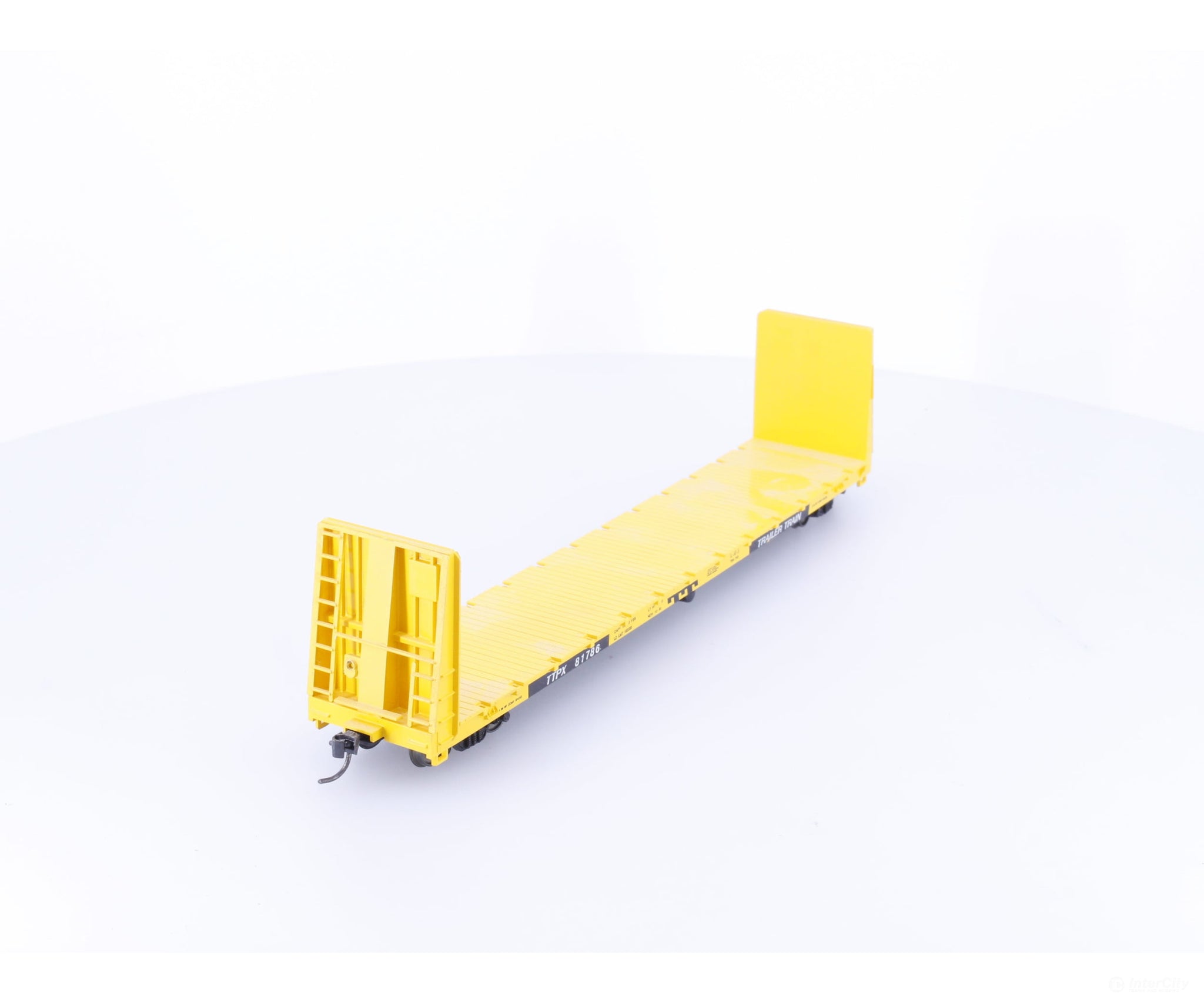 Roundhouse 1301 HO 60’ Bulkhead Flat Car (TTPX) #2 Trailer Train TTX Corp. (TTX) 81786 - Freight Cars