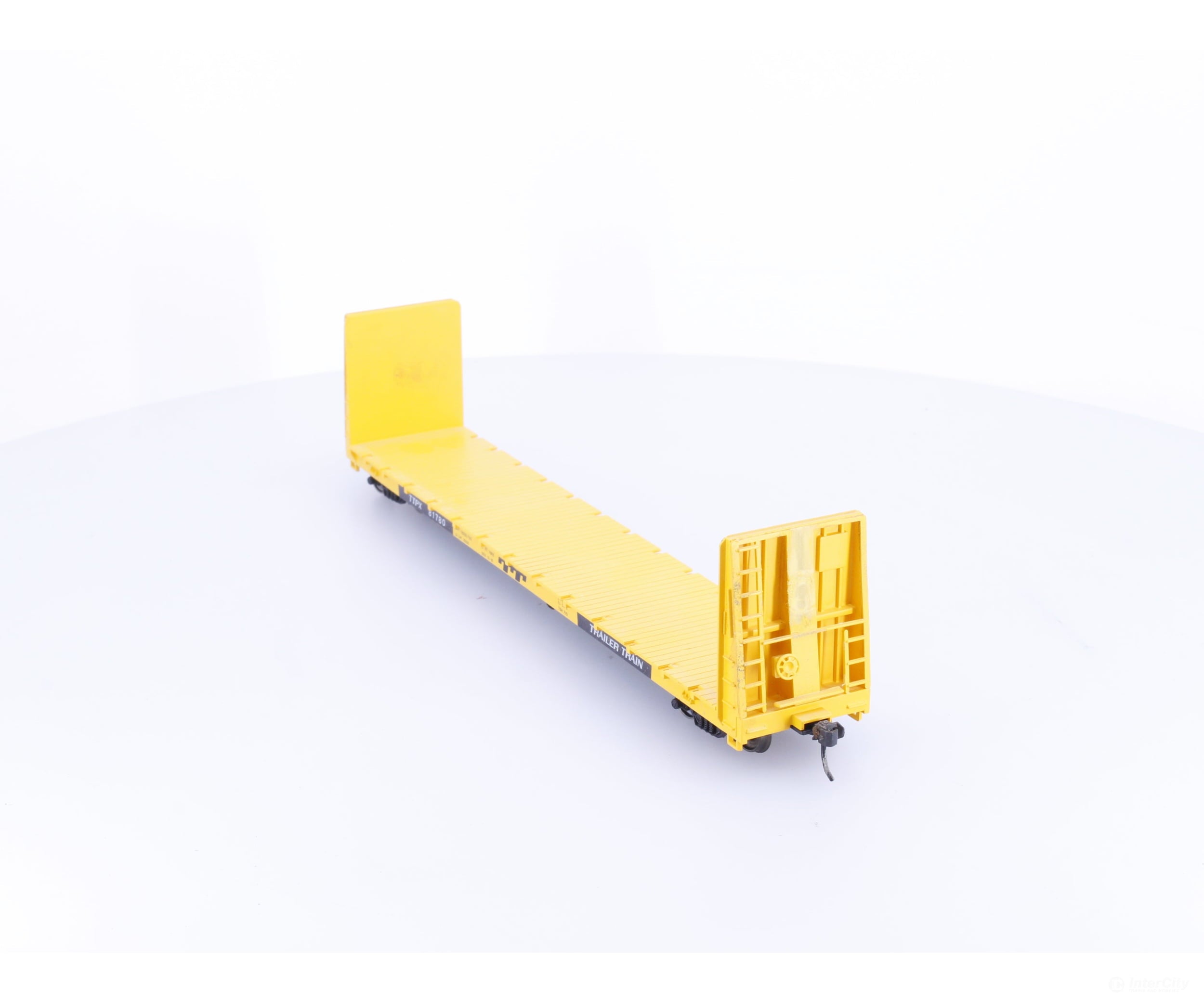 Roundhouse 1301 HO 60’ Bulkhead Flat Car (TTPX) Trailer Train TTX Corp. (TTX) 81780 - Freight Cars