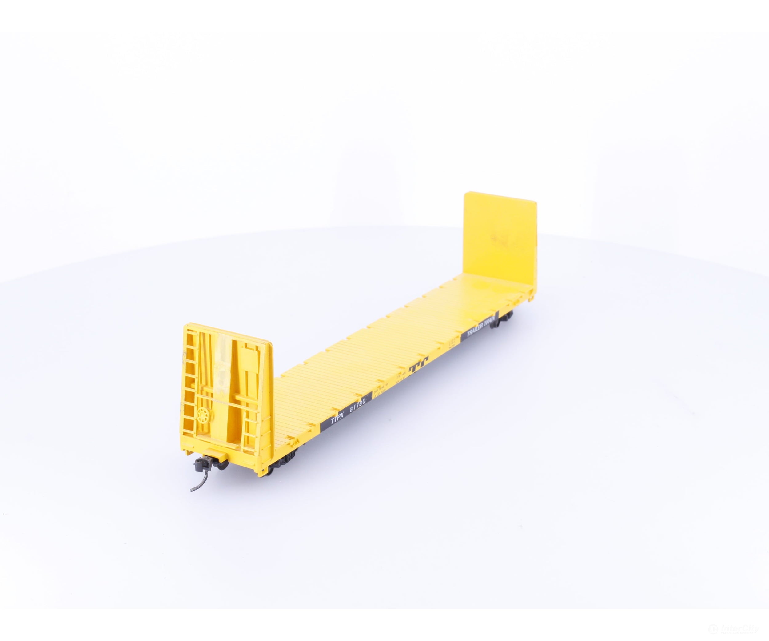 Roundhouse 1301 HO 60’ Bulkhead Flat Car (TTPX) Trailer Train TTX Corp. (TTX) 81780 - Freight Cars