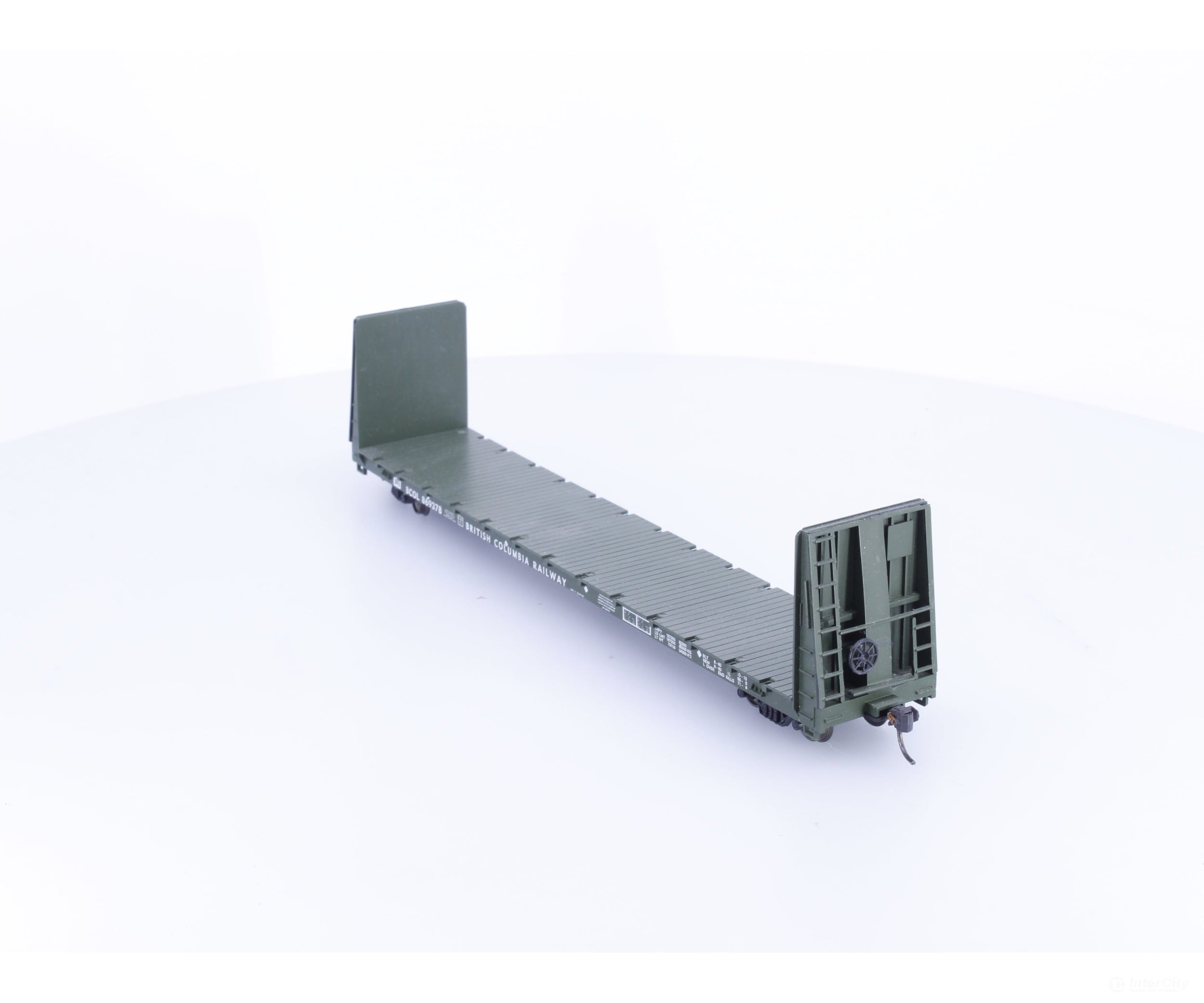 Roundhouse 1314 HO 60’ Bulkhead Flat Car BC Rail (BCOL) 869378 - Freight Cars