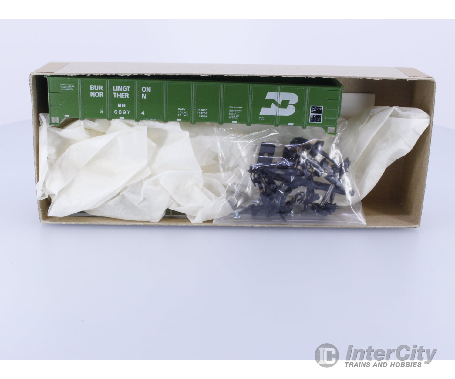 Roundhouse 1350 HO Gondola Kit Burlington Northern (BN) 568974 Freight Cars