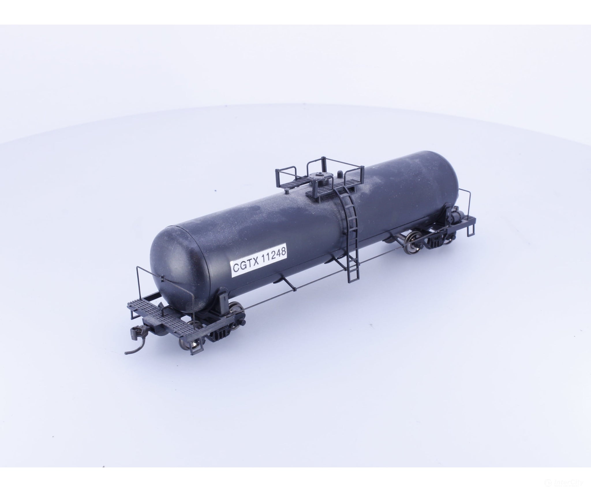 Roundhouse 1370 HO 50’ Tank Car #3 Canadian General Transit (CGLX/CGTX) 11248 - Freight Cars