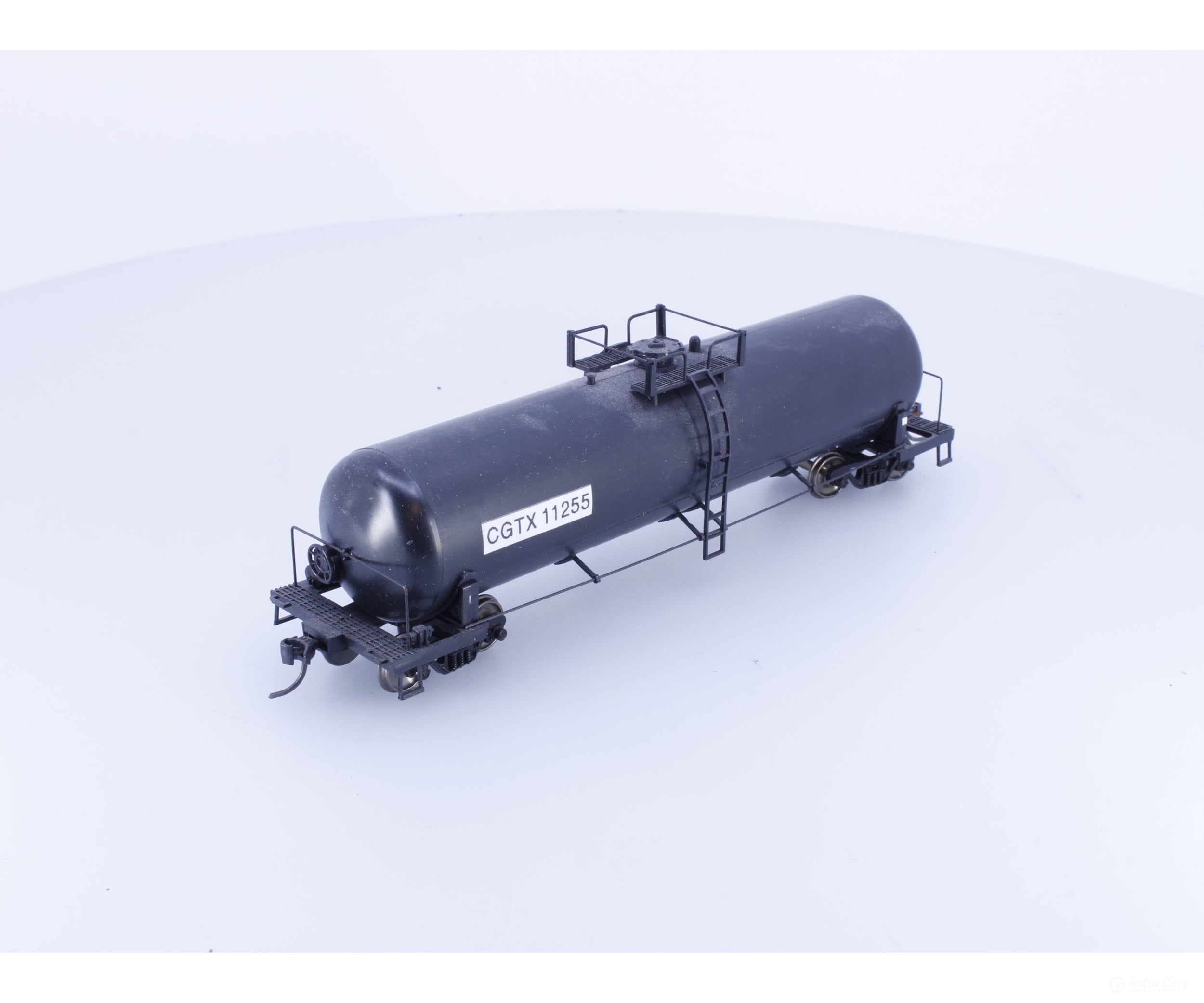 Roundhouse 1370 HO 50’ Tank Car #4 Canadian General Transit (CGLX/CGTX) 11255 - Freight Cars