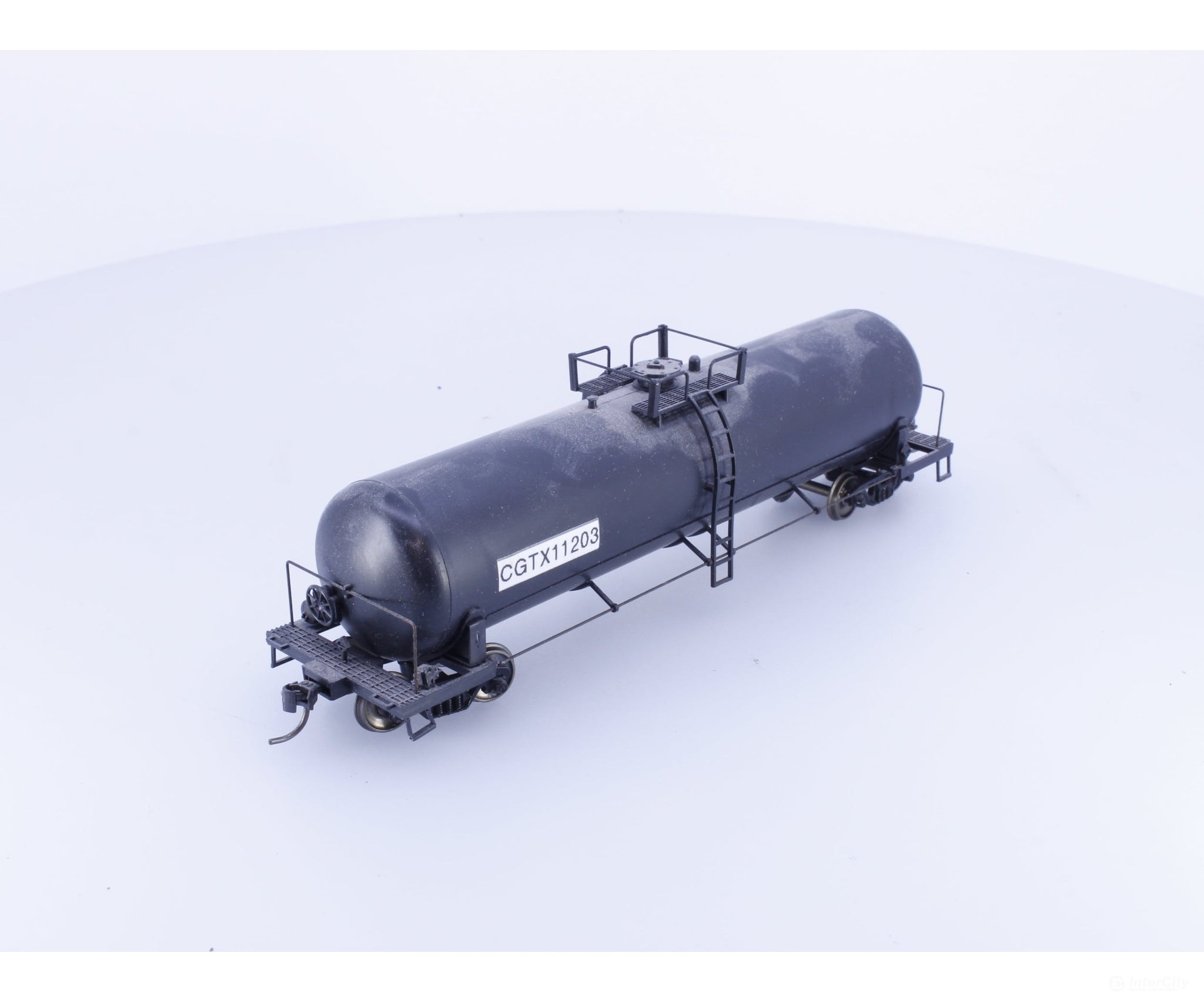 Roundhouse 1370 HO 50’ Tank Car #5 Canadian General Transit (CGLX/CGTX) 11203 - Freight Cars
