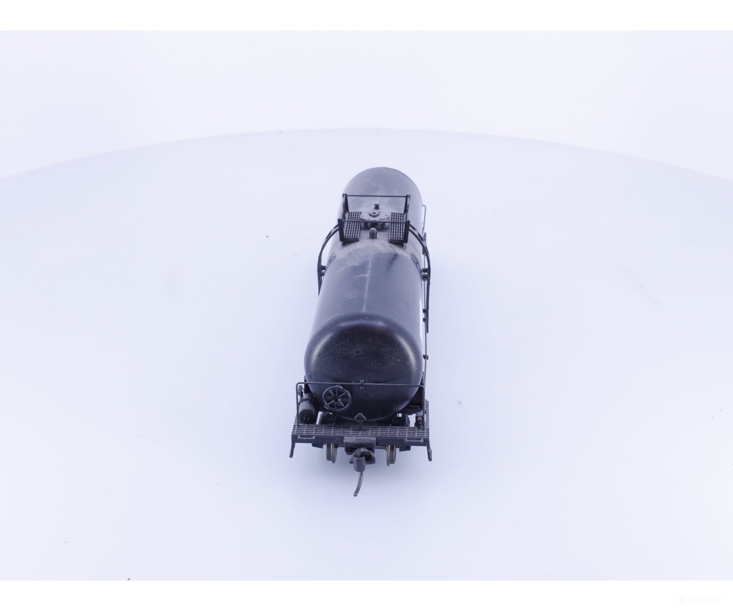 Roundhouse 1370 HO 50’ Tank Car Canadian General Transit (CGLX/CGTX) 11298 - Freight Cars