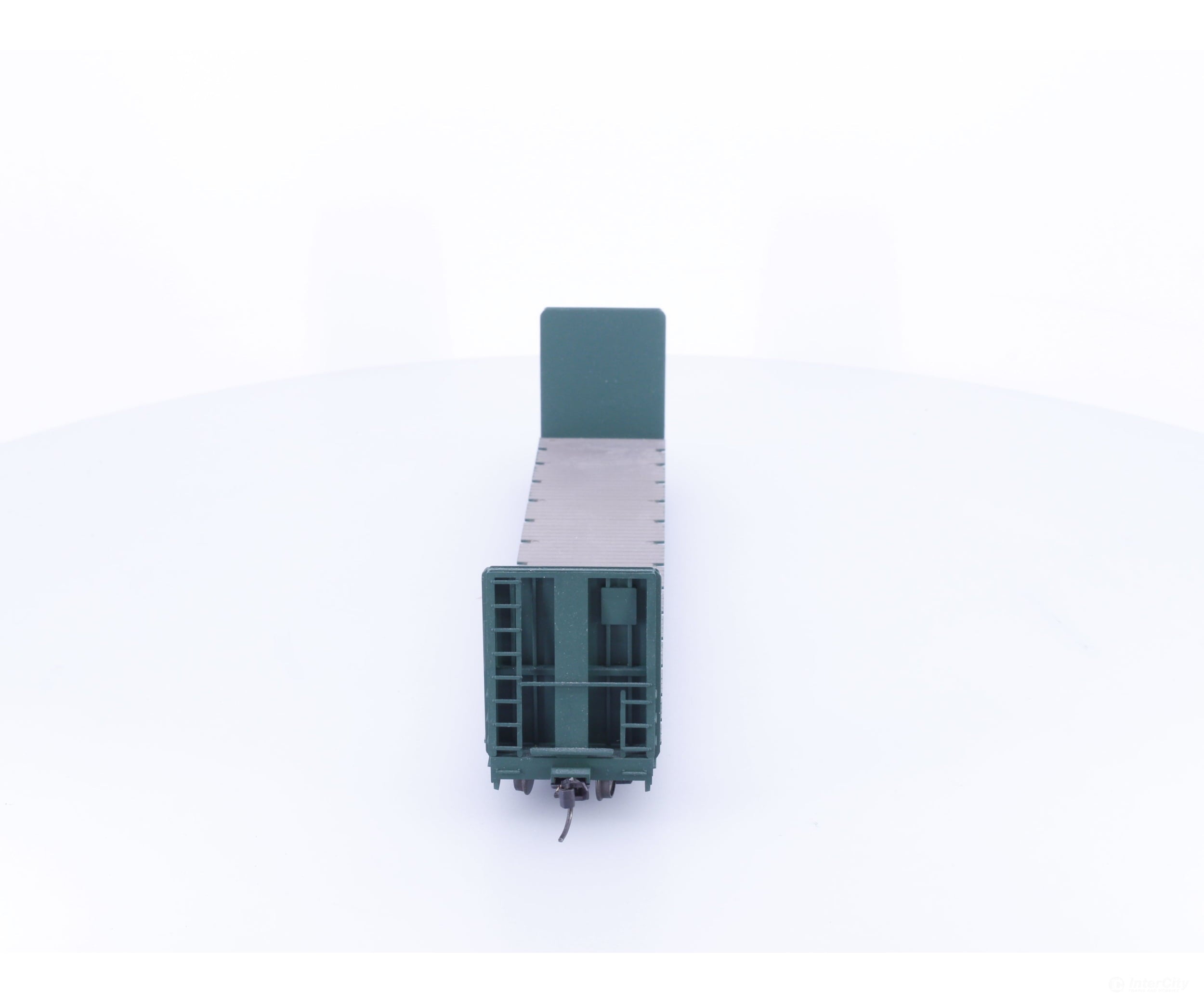 Roundhouse 1405 HO 60’ Bulkhead Flat Car Undecorated 1405 - Freight Cars