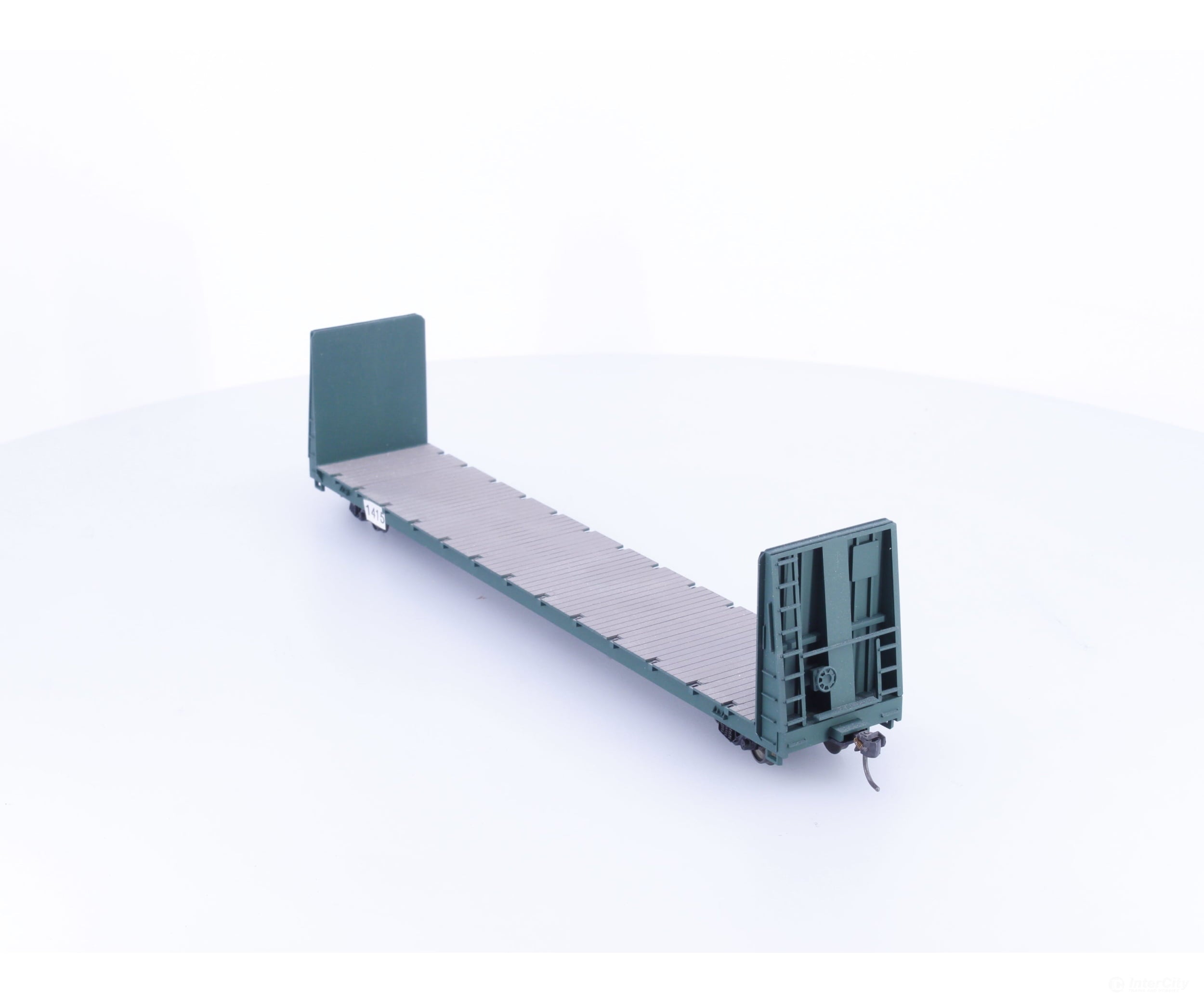 Roundhouse 1415 HO 60’ Bulkhead Flat Car Undecorated 1415 - Freight Cars