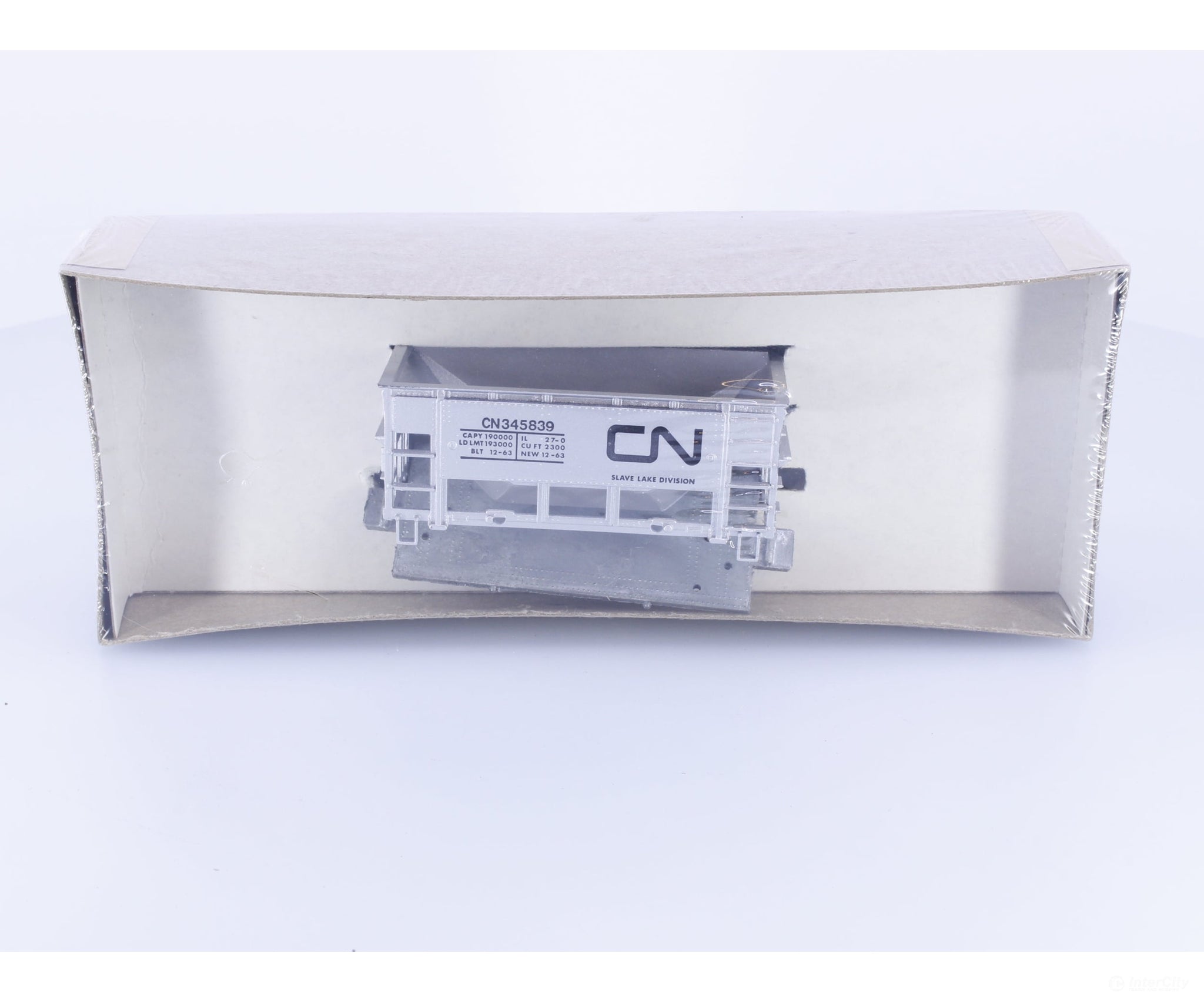 Roundhouse 1417 HO Ore Car Kit Canadian National (CN) 345839 - Freight Cars