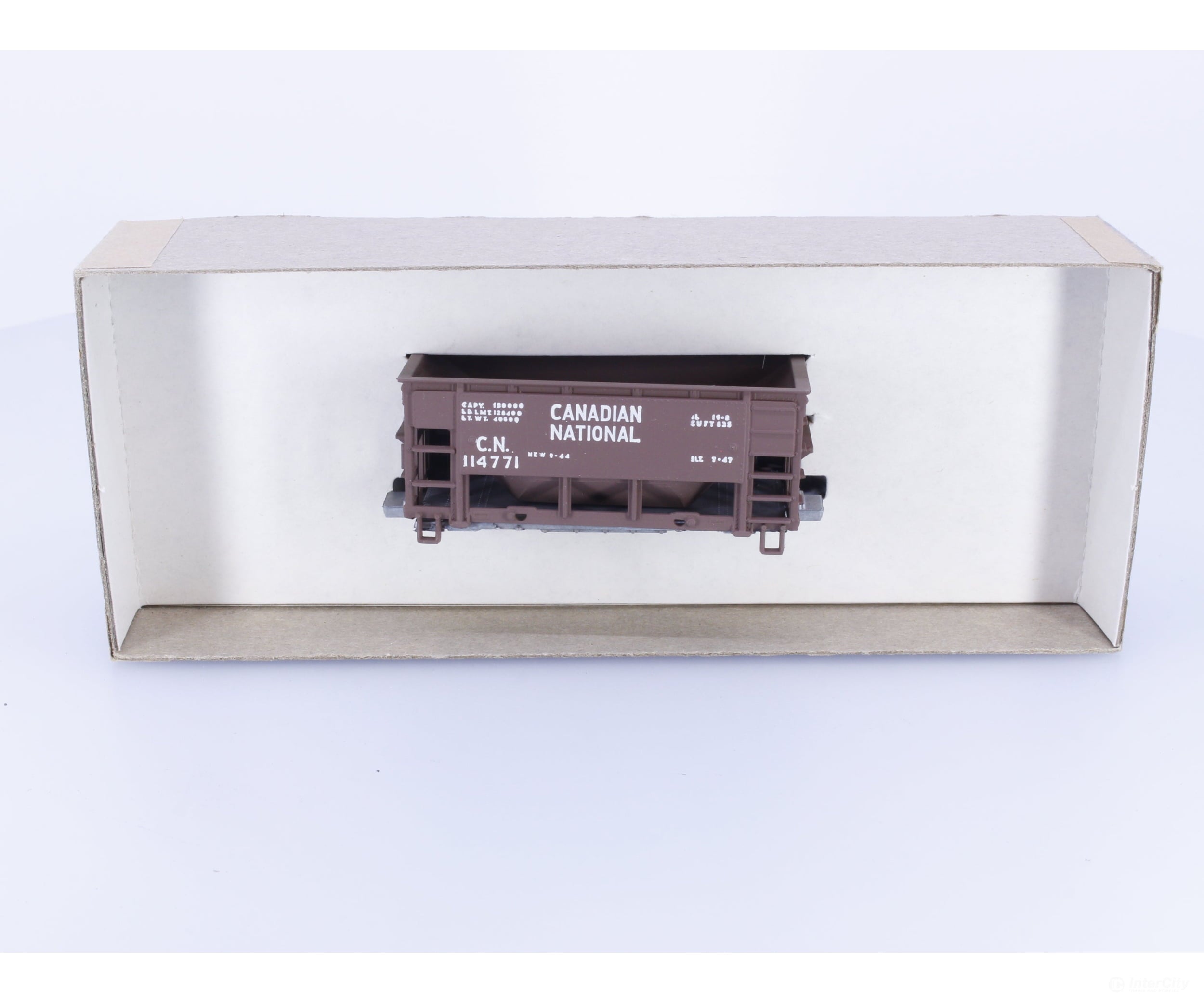 Roundhouse 1422 HO Ore Car Kit Canadian National (CN) 114771 (#1) - Freight Cars