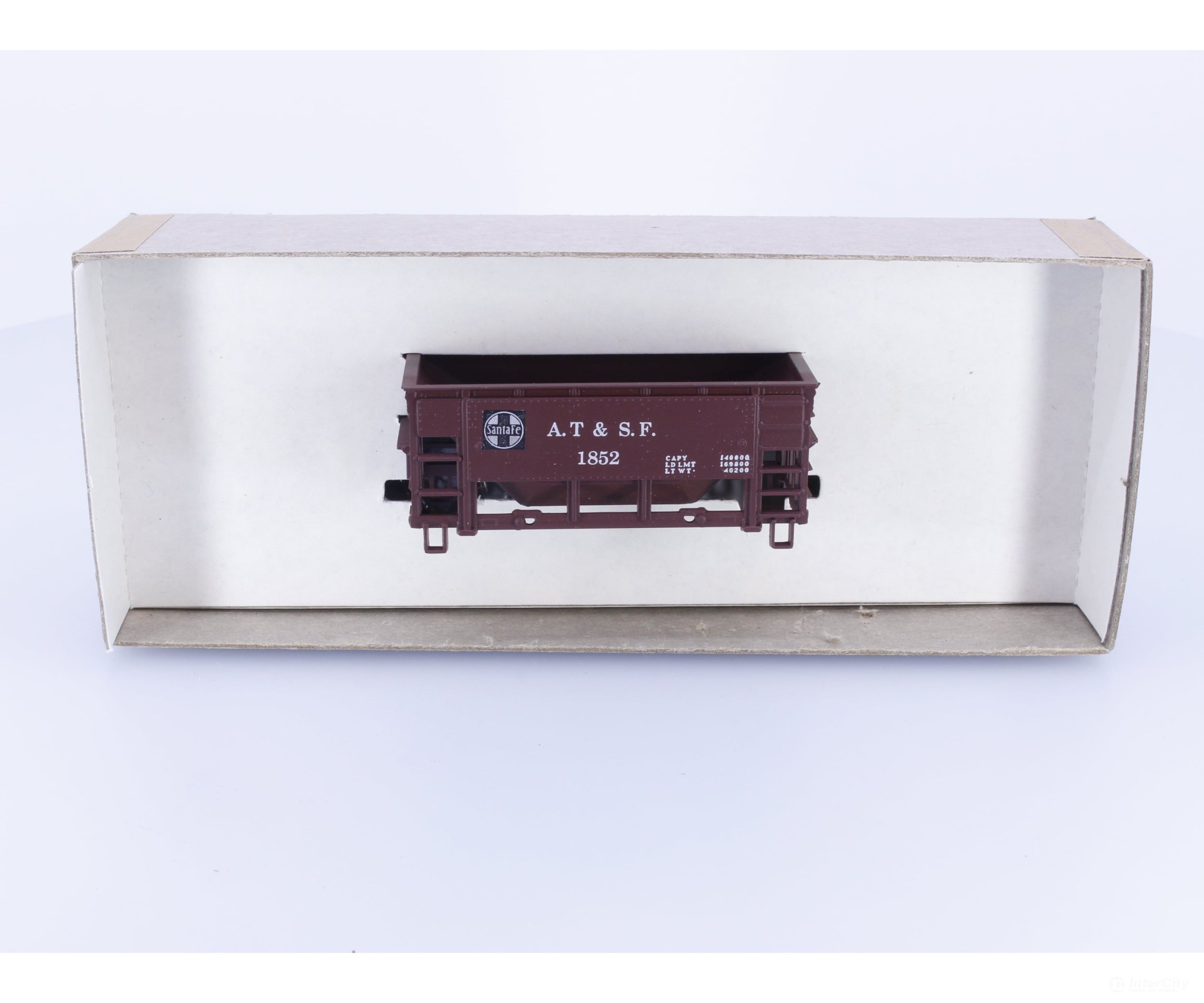 Roundhouse 1428 HO Ore Car Kit #2 Atchison Topeka and Santa Fe (ATSF) 1852 - Freight Cars
