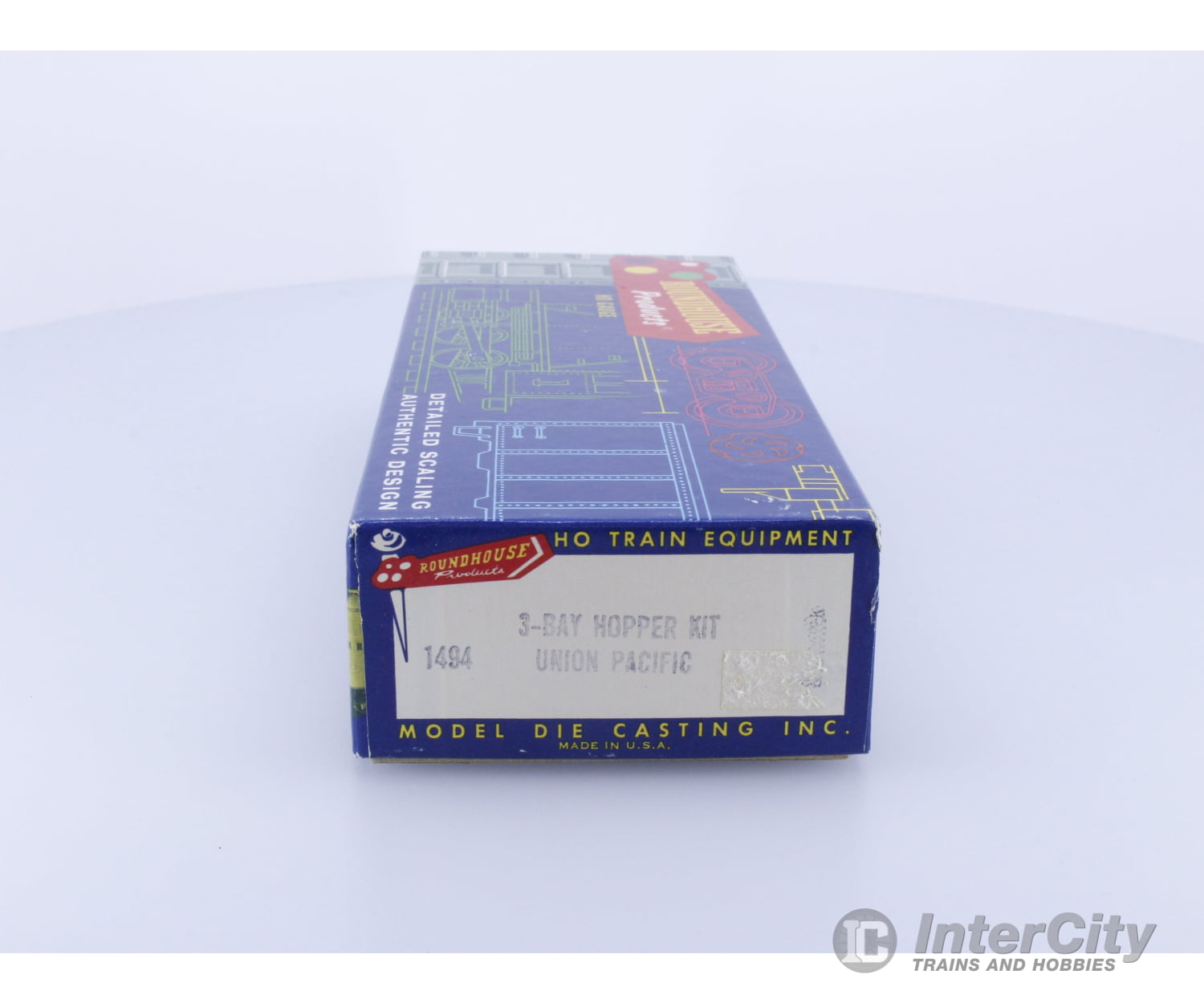 Roundhouse 1494 HO 3-Bay Hopper Kit Union Pacific (UP) 16050 Freight Cars