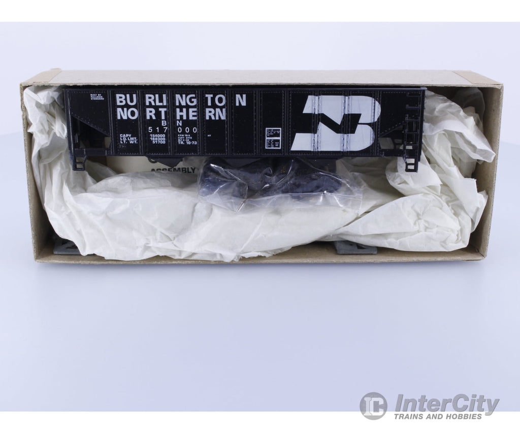 Roundhouse 1498 HO 3-Bay Rib Side Hopper Burlington Northern (BN) 517000 Freight Cars