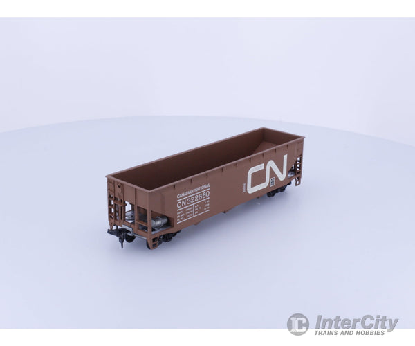Roundhouse 1617 HO 3 Bay Hopper Kit Canadian National (CN) 322660 Freight Cars