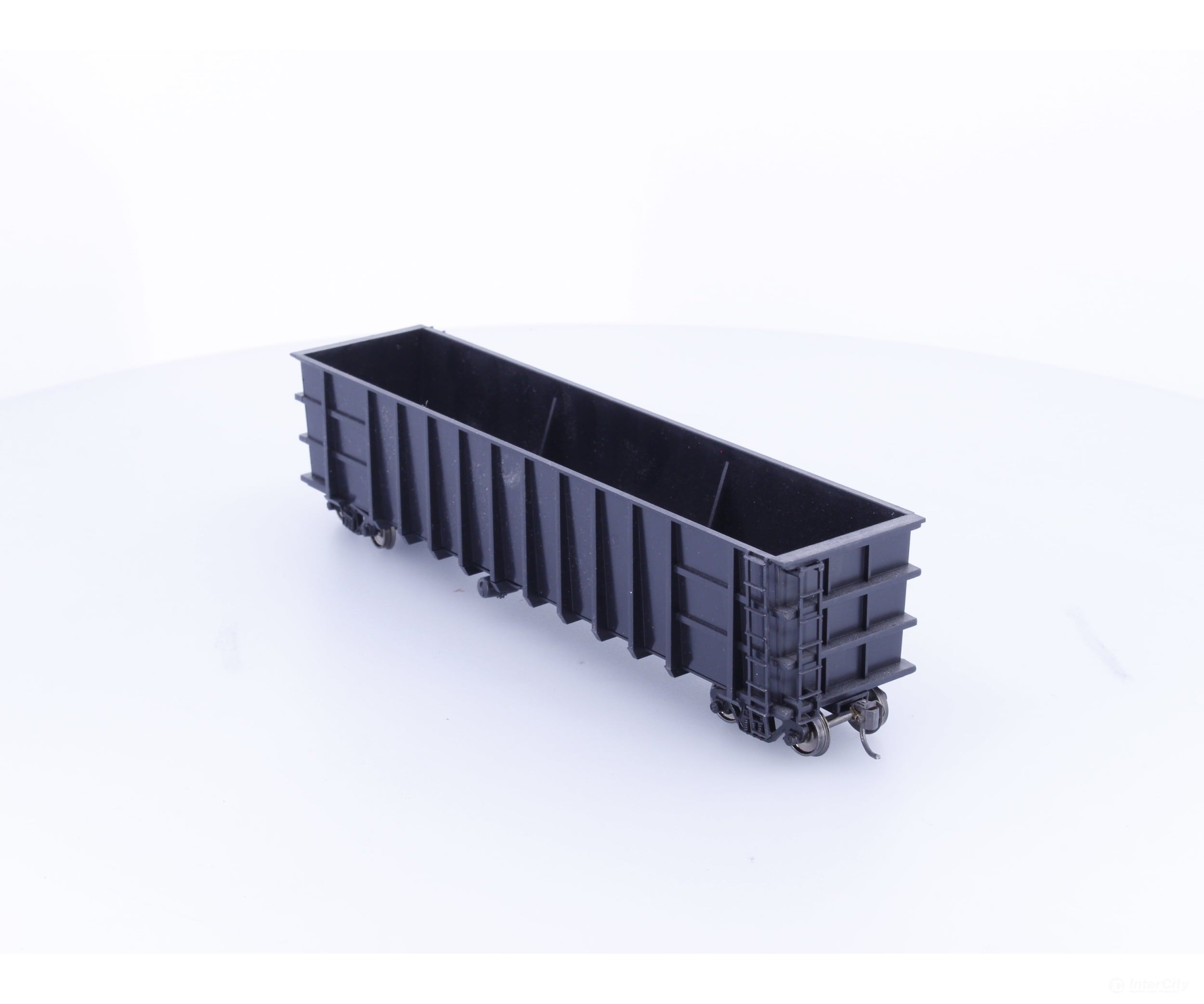 Roundhouse 1640 HO 50’ Thrall Gondola Undecorated #64 - Freight Cars