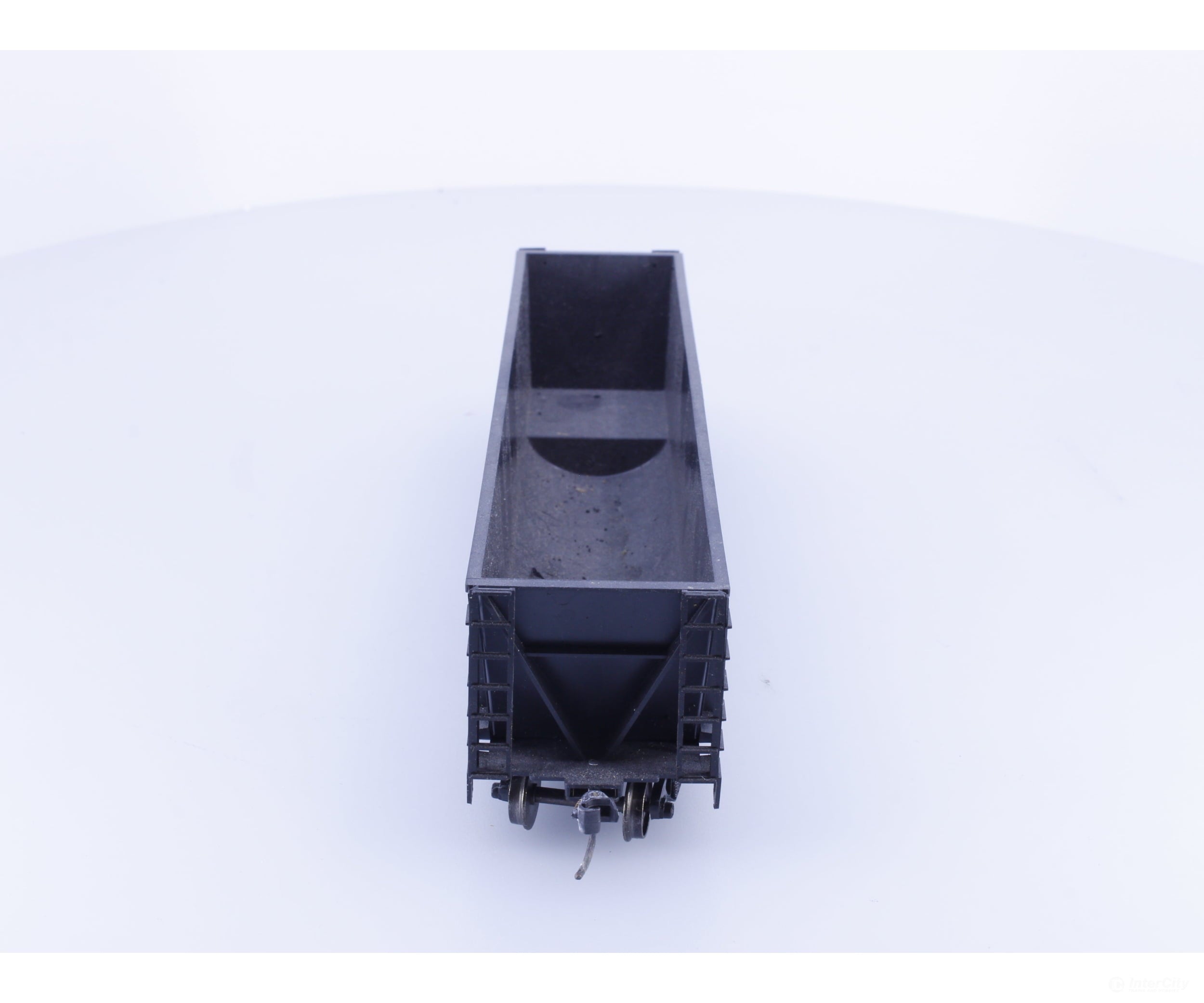 Roundhouse 1660 HO 50’ Bathtub Gondola #10 Undecorated - Freight Cars