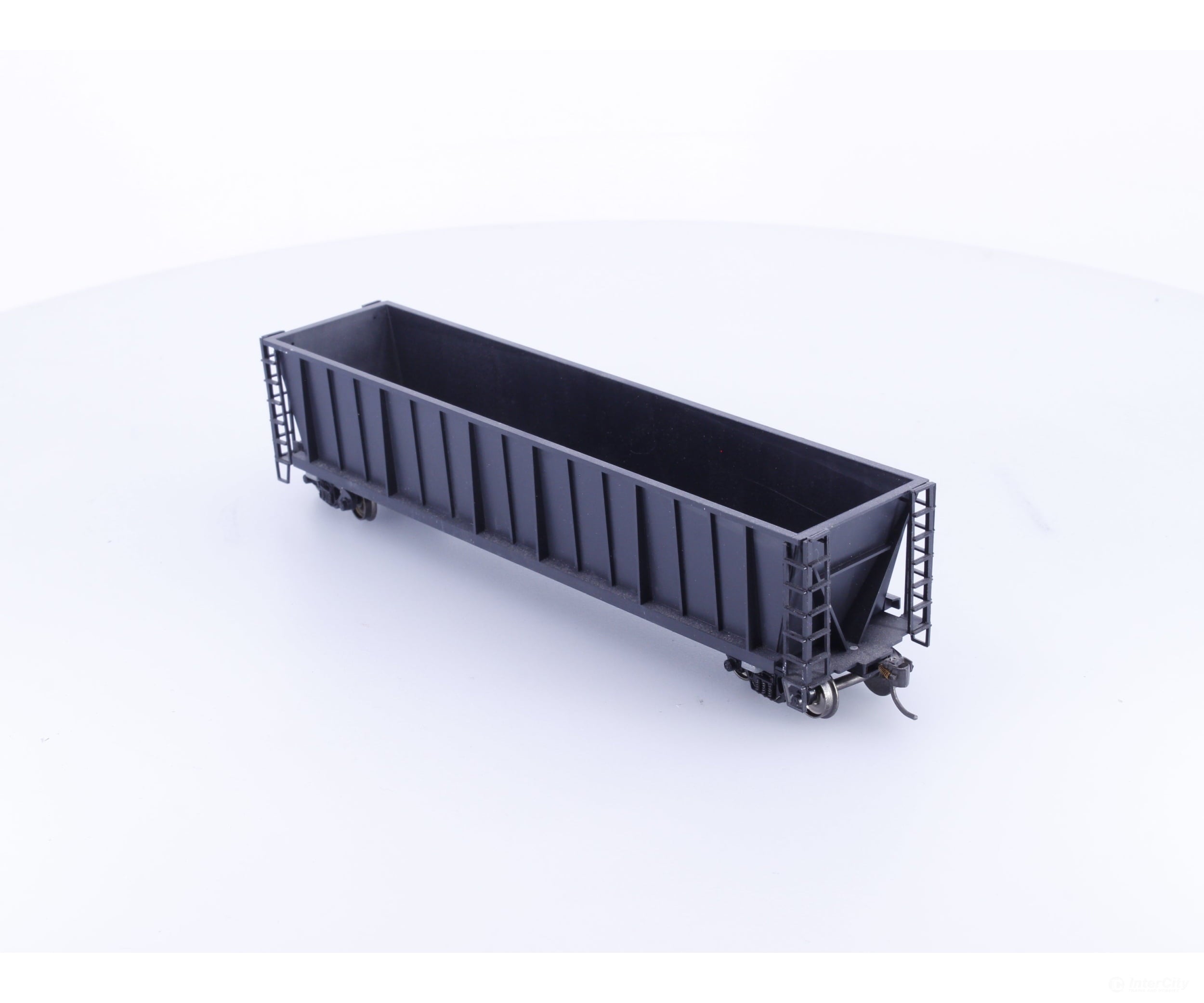 Roundhouse 1660 HO 50’ Bathtub Gondola #101 Undecorated - Freight Cars