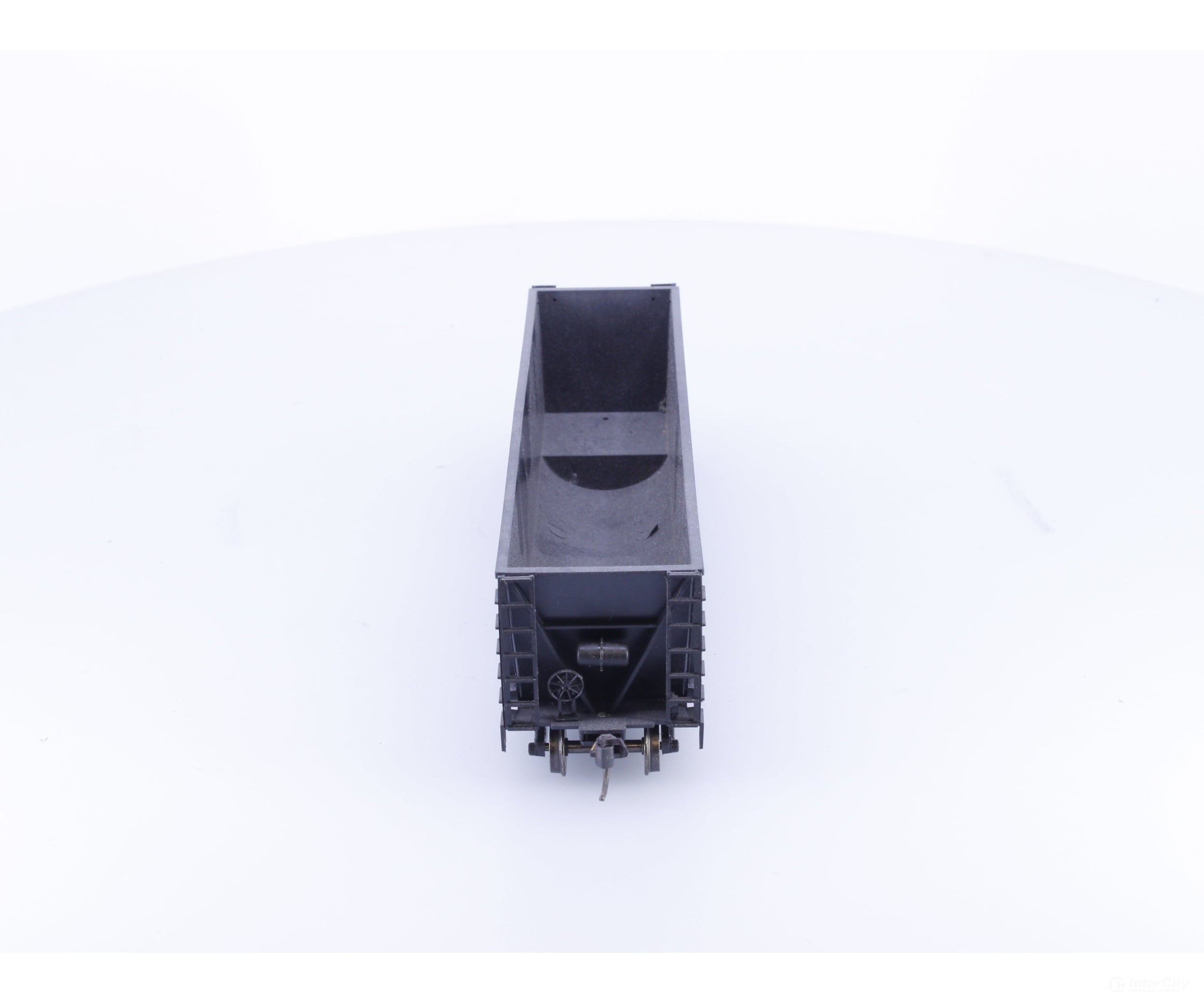 Roundhouse 1660 HO 50’ Bathtub Gondola #102 Undecorated - Freight Cars