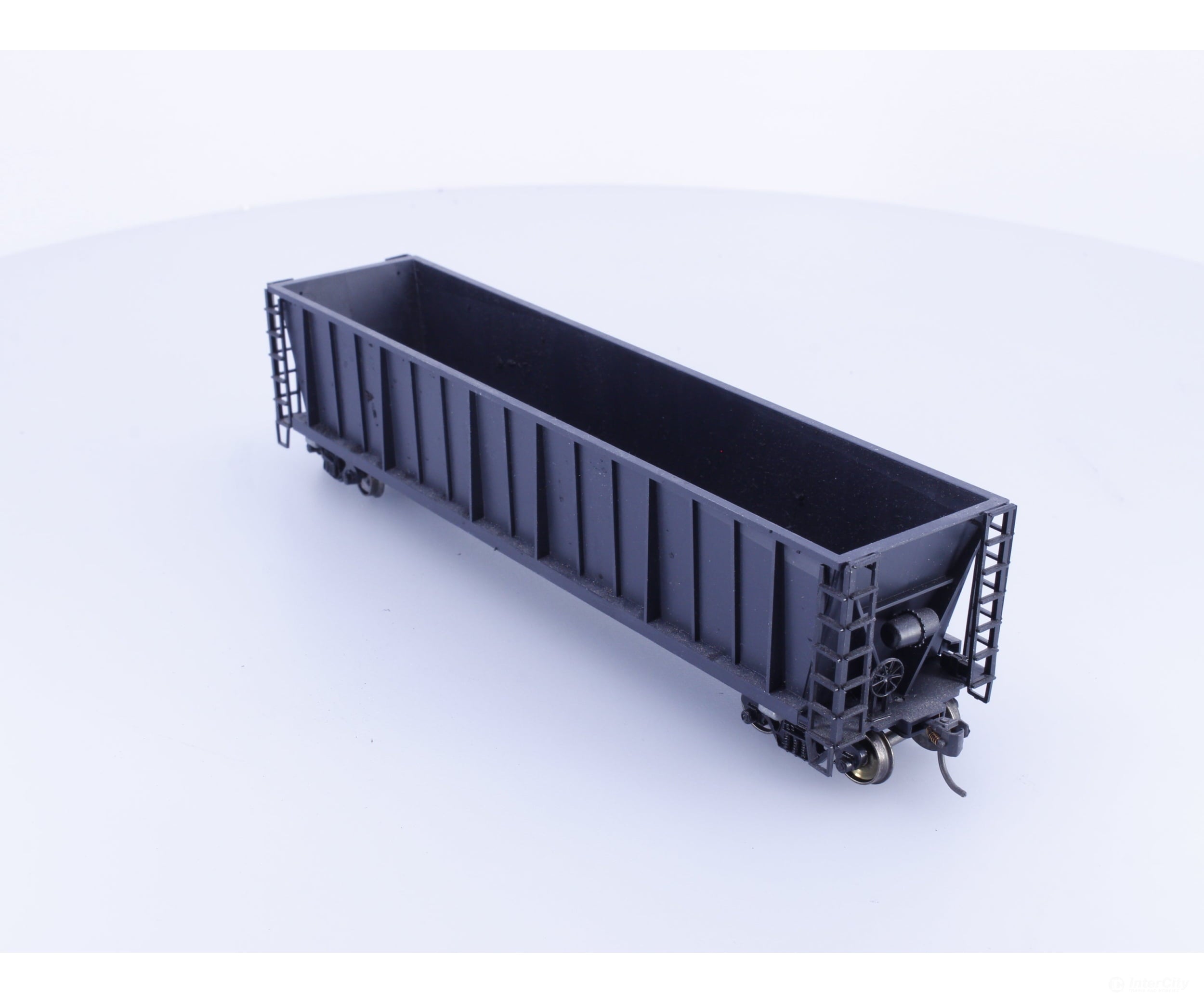 Roundhouse 1660 HO 50’ Bathtub Gondola #11 Undecorated - Freight Cars