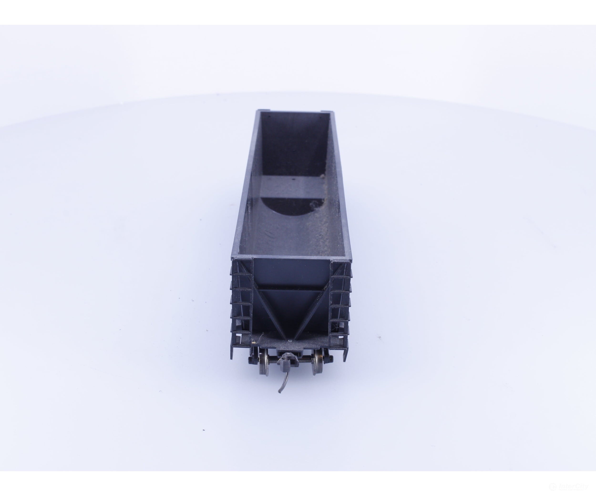 Roundhouse 1660 HO 50’ Bathtub Gondola #19 Undecorated - Freight Cars