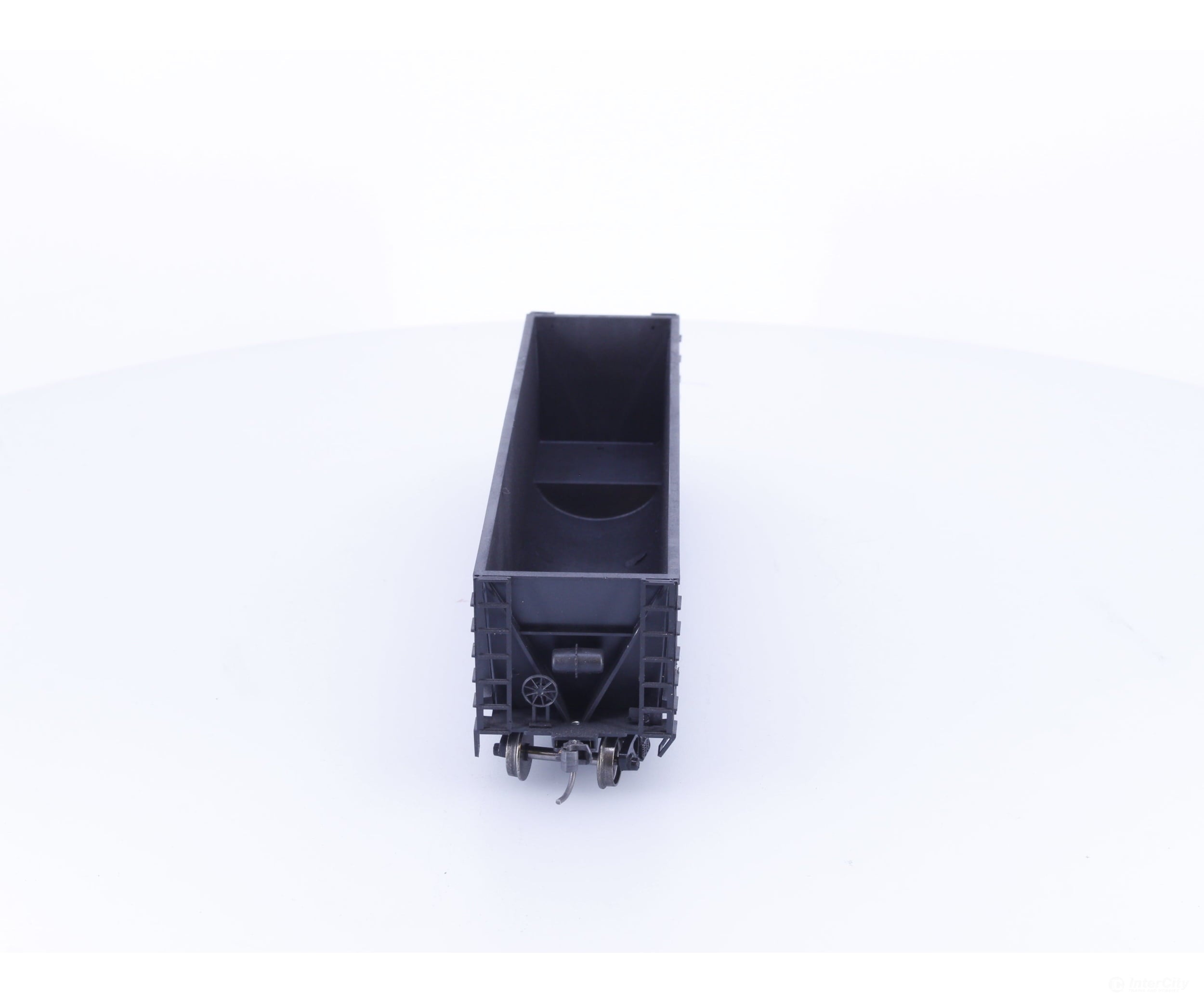 Roundhouse 1660 HO 50’ Bathtub Gondola #2 Undecorated (#1) - Freight Cars