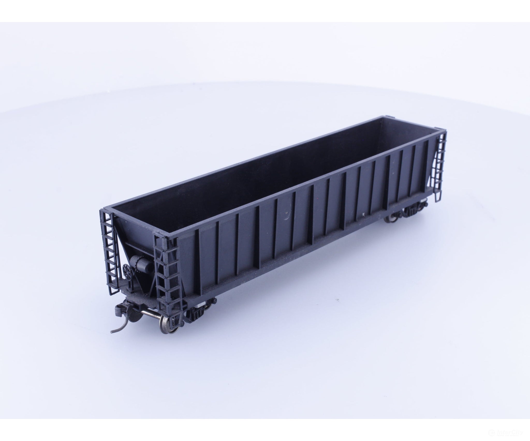Roundhouse 1660 HO 50’ Bathtub Gondola #2 Undecorated - Freight Cars