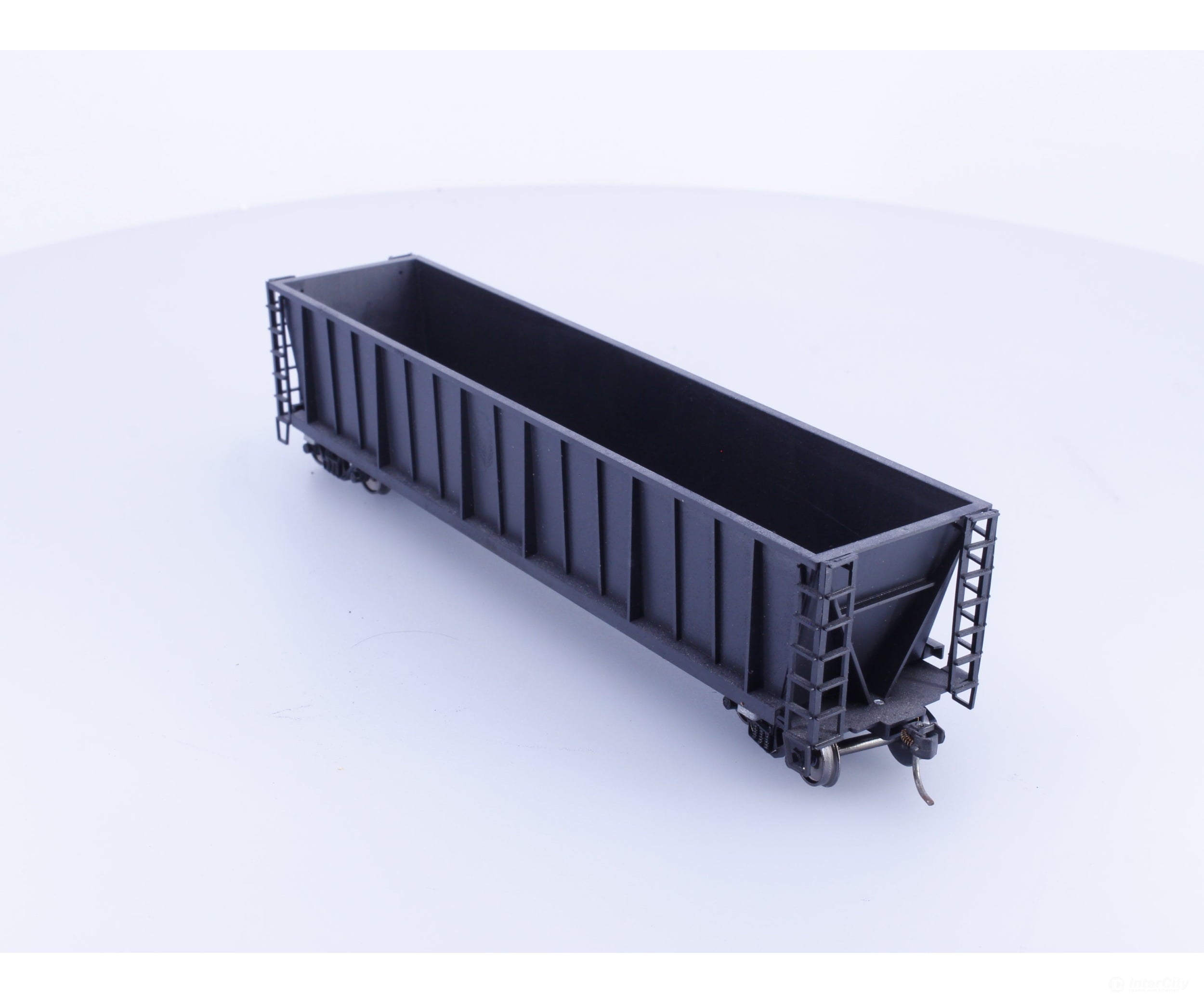 Roundhouse 1660 HO 50’ Bathtub Gondola #22 Undecorated - Freight Cars