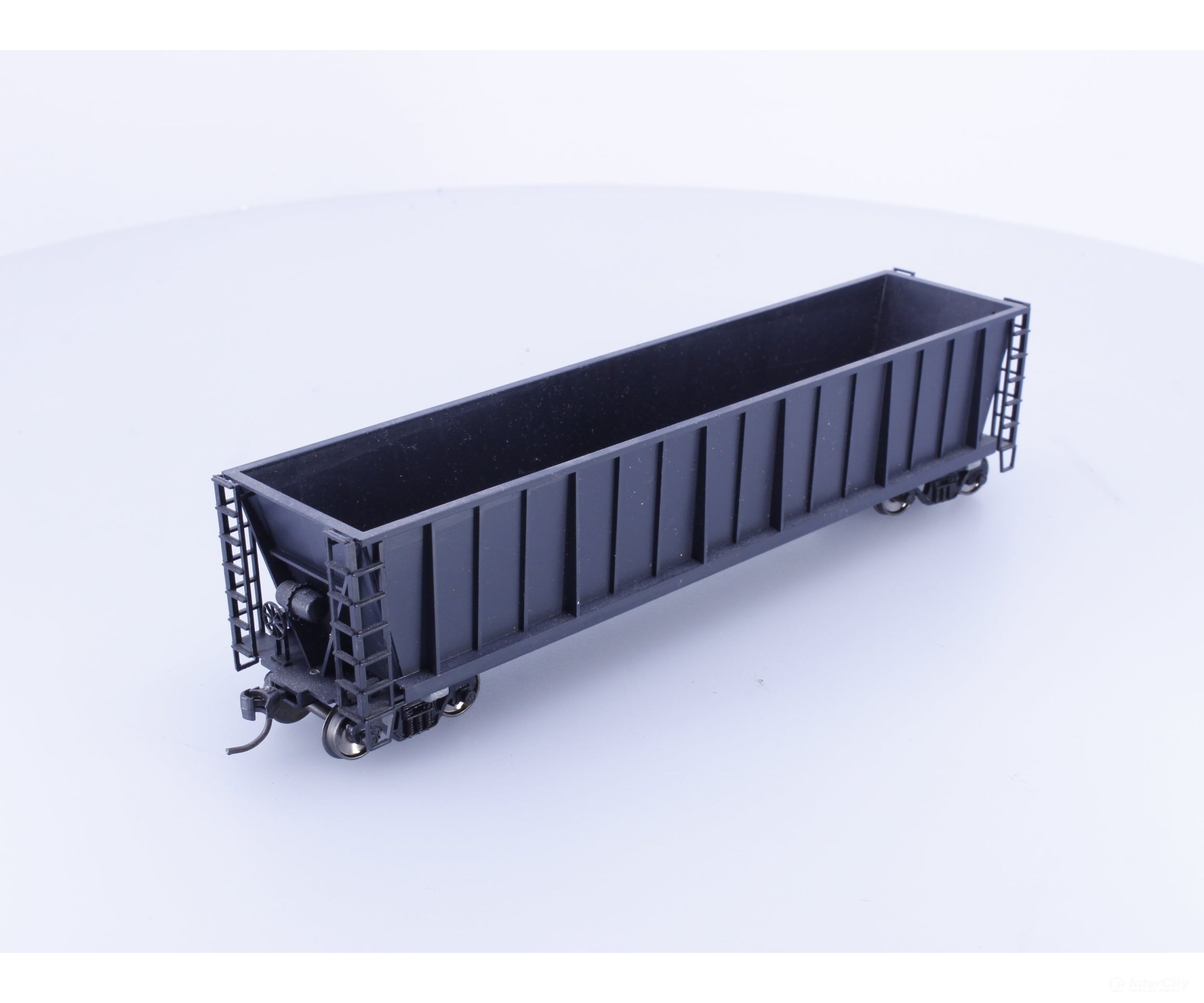 Roundhouse 1660 HO 50’ Bathtub Gondola #25 Undecorated - Freight Cars