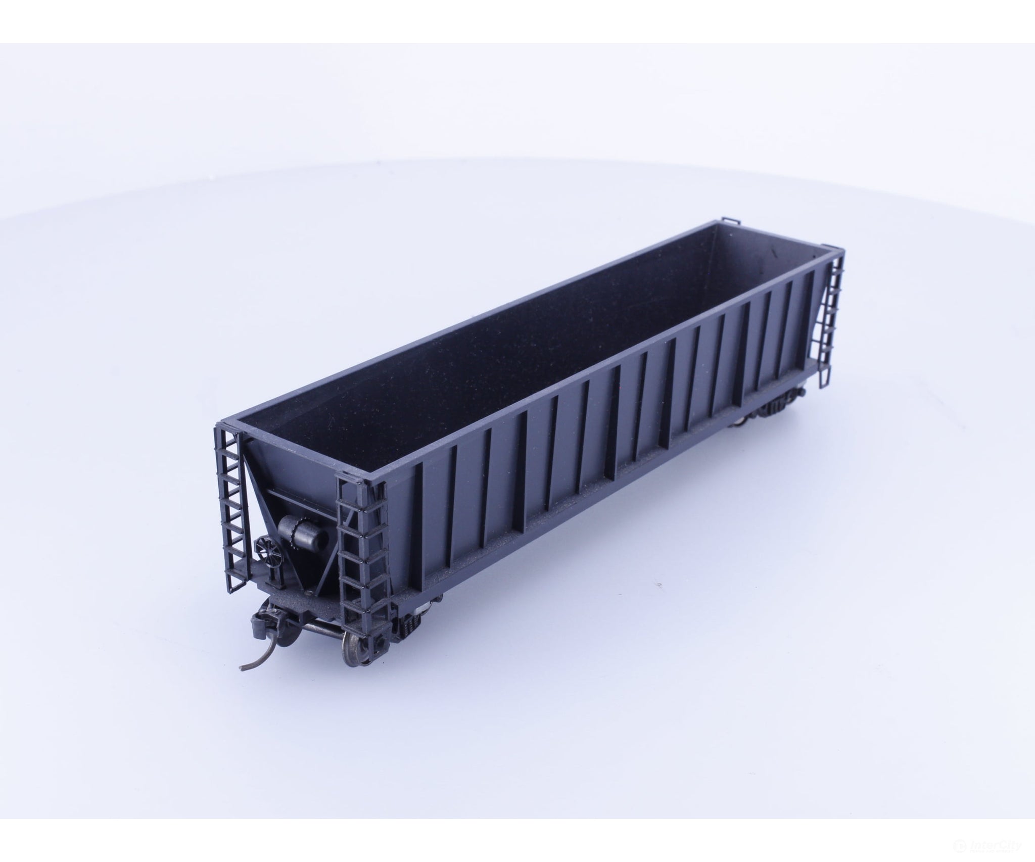 Roundhouse 1660 HO 50’ Bathtub Gondola #28 Undecorated - Freight Cars