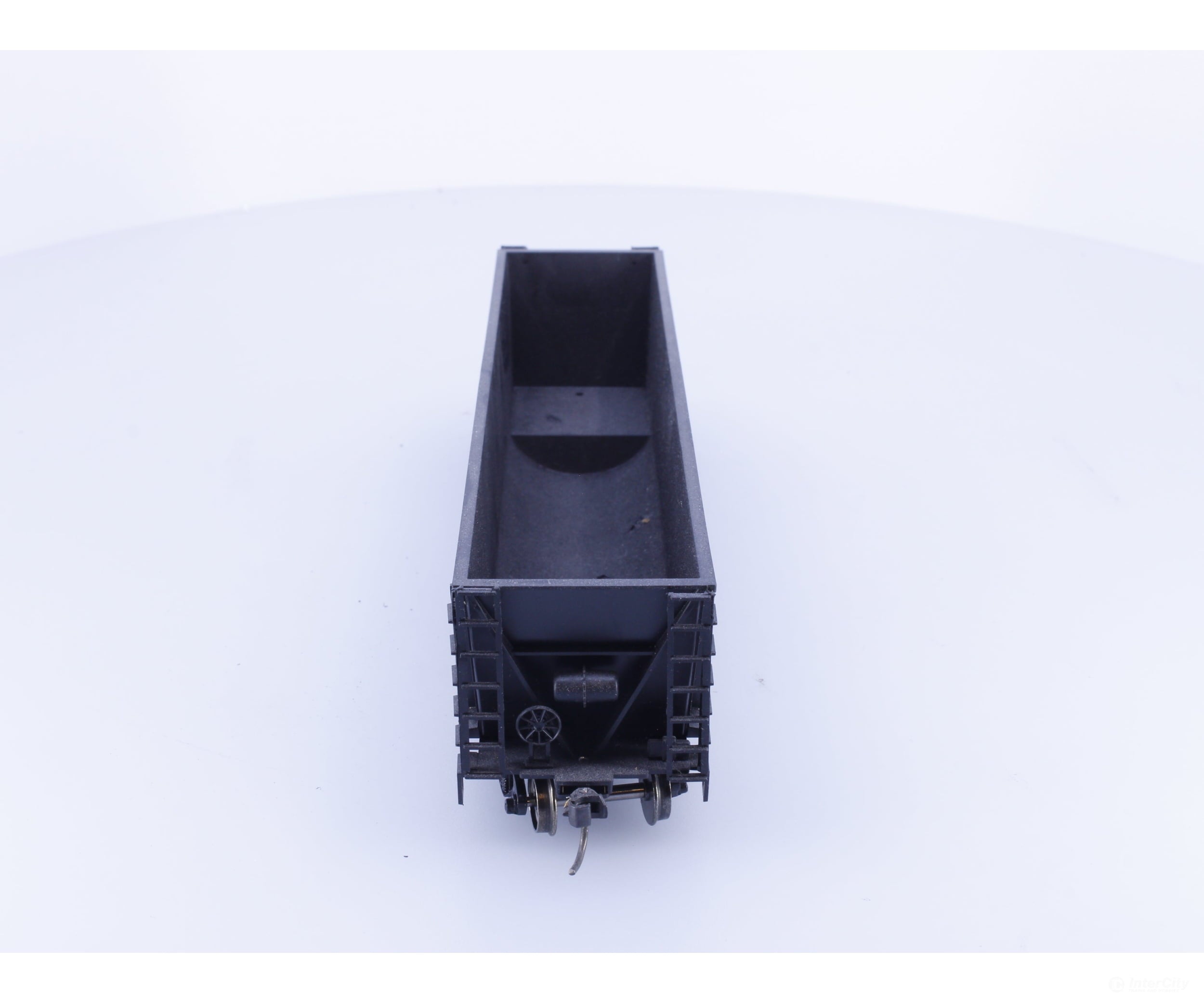Roundhouse 1660 HO 50’ Bathtub Gondola #29 Undecorated - Freight Cars