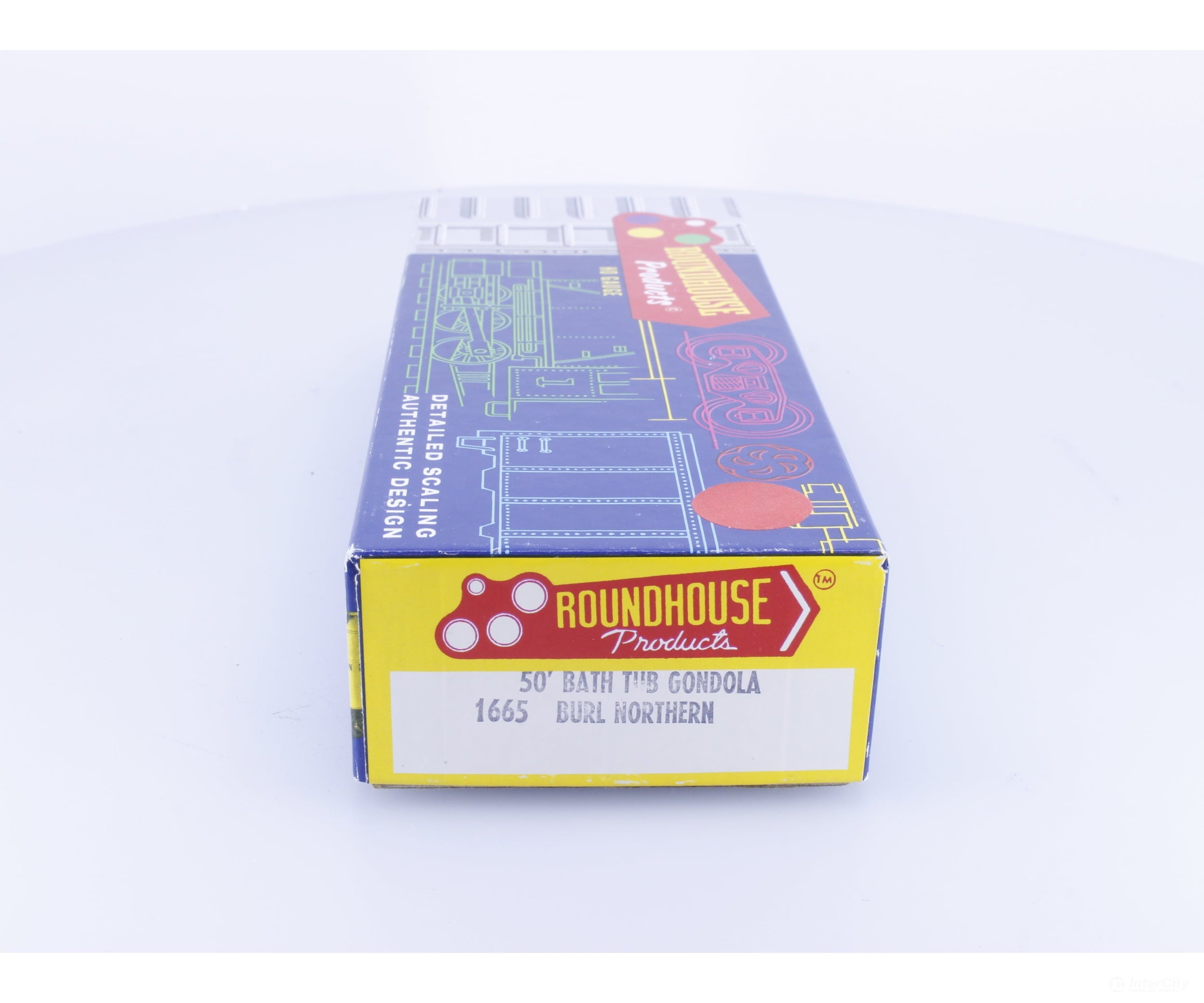 Roundhouse 1660 HO 50’ Bathtub Gondola #32 Undecorated - Freight Cars