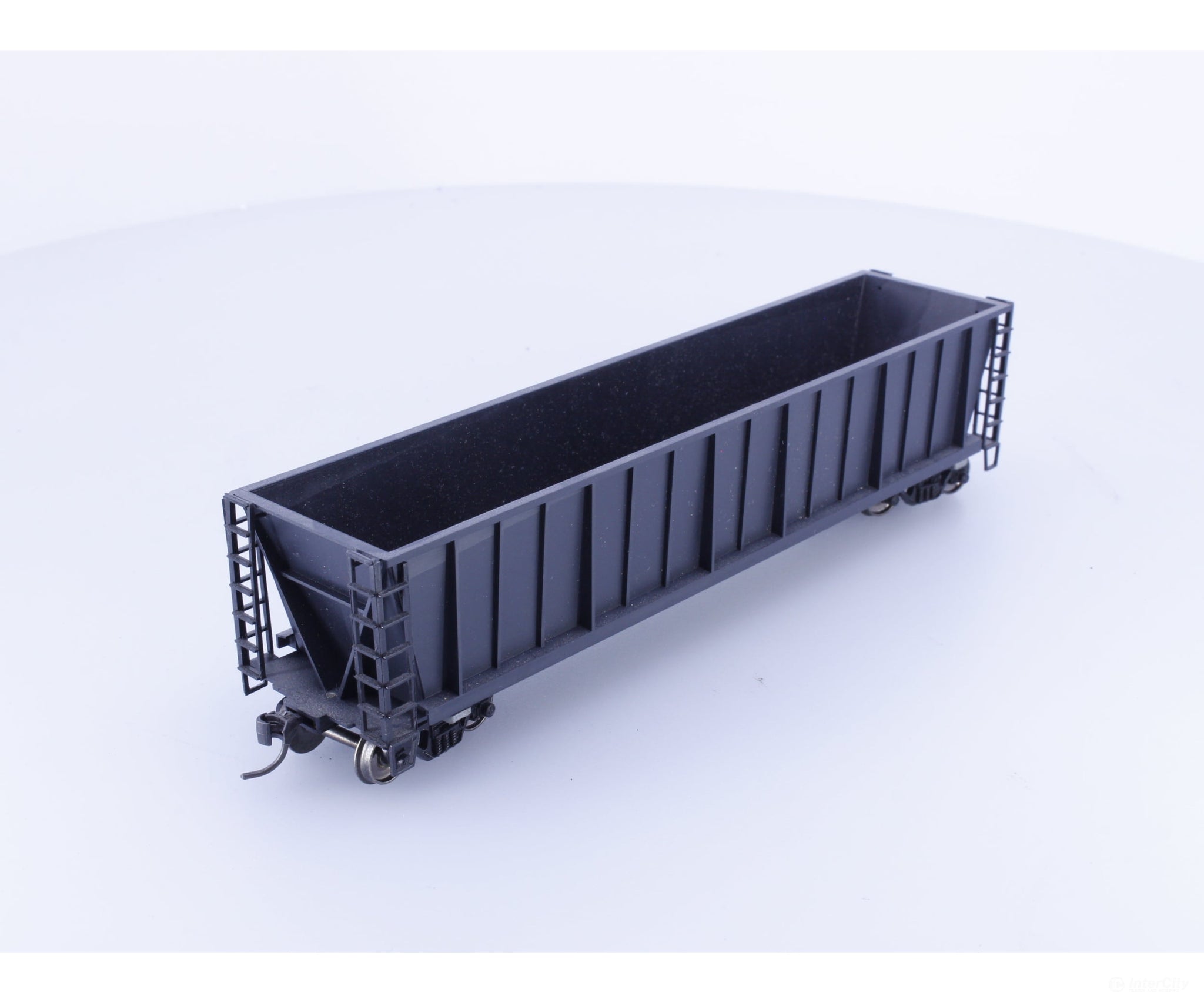 Roundhouse 1660 HO 50’ Bathtub Gondola #33 Undecorated - Freight Cars