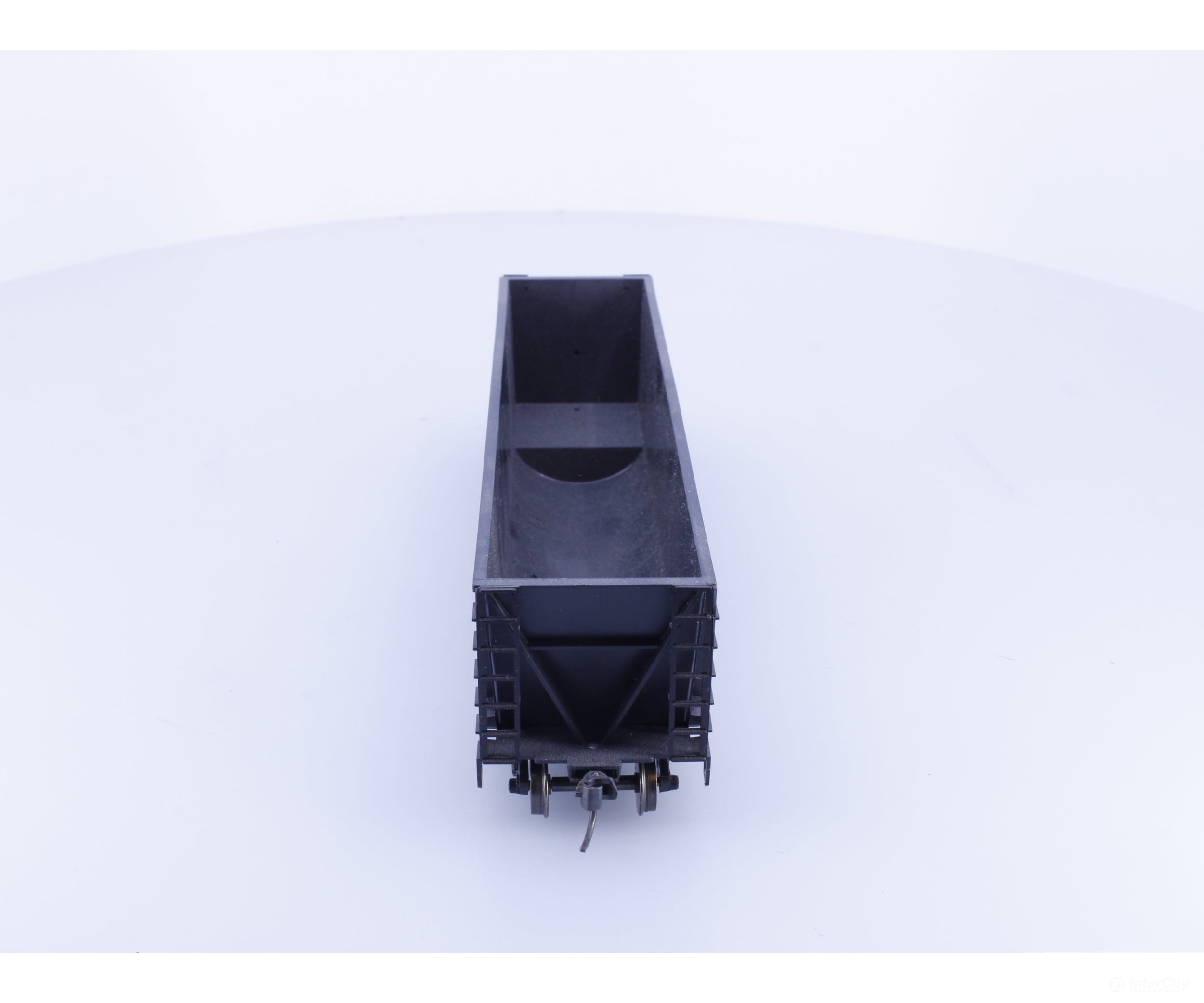 Roundhouse 1660 HO 50’ Bathtub Gondola #34 Undecorated - Freight Cars