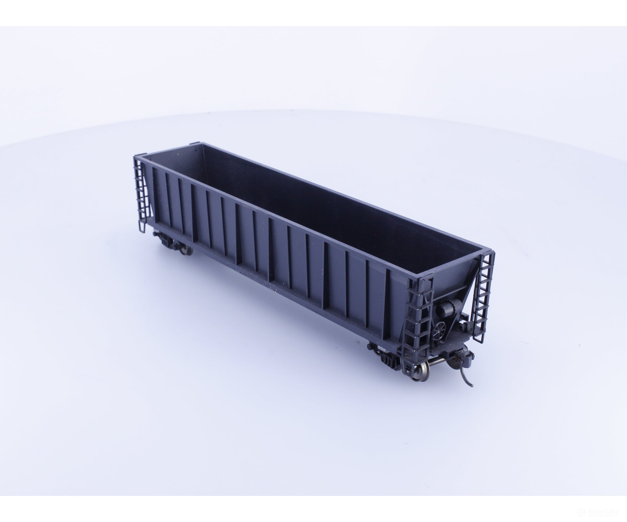 Roundhouse 1660 HO 50’ Bathtub Gondola #34 Undecorated - Freight Cars